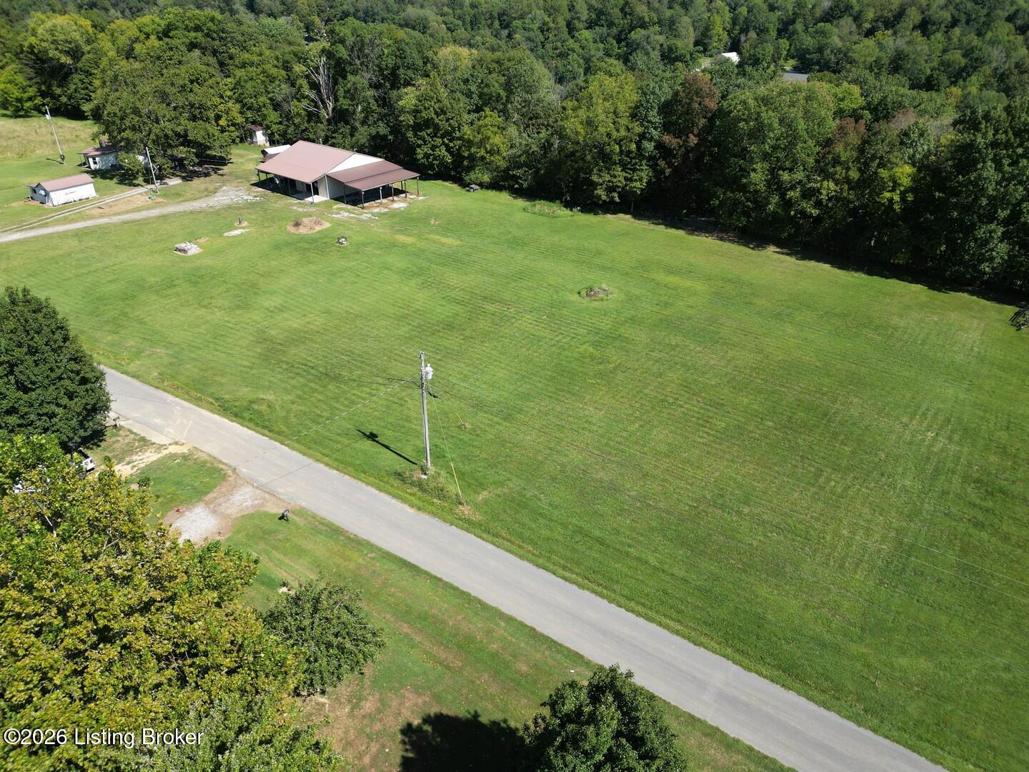 1905 Hickory Grove Rd Property Photo 11