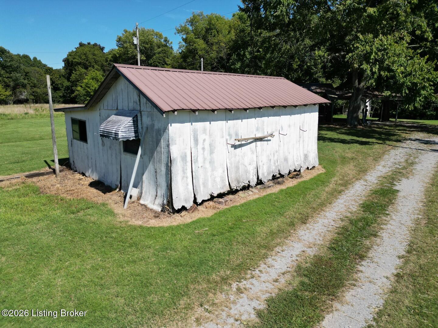 1905 Hickory Grove Rd Property Photo 15