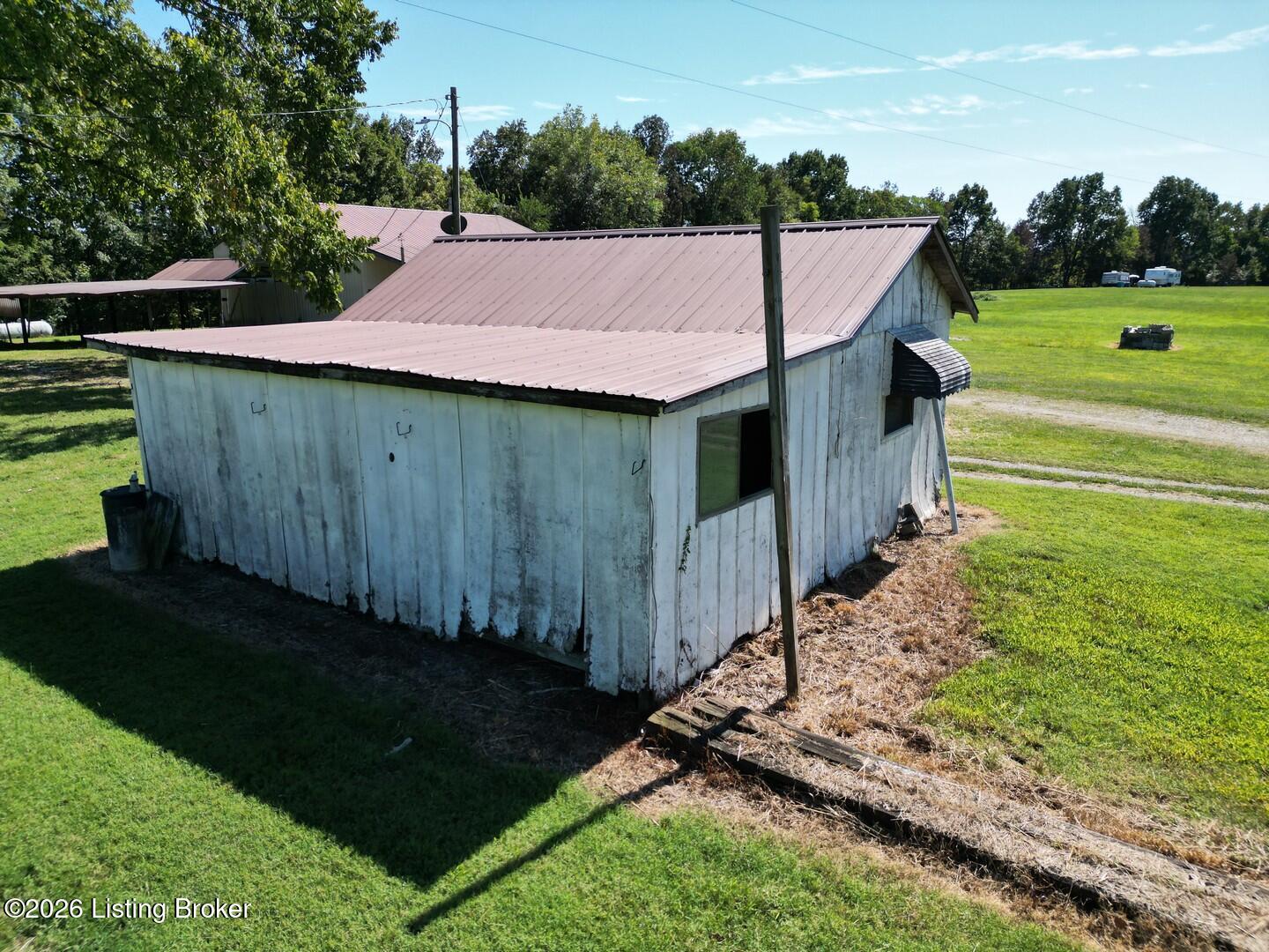 1905 Hickory Grove Rd Property Photo 16
