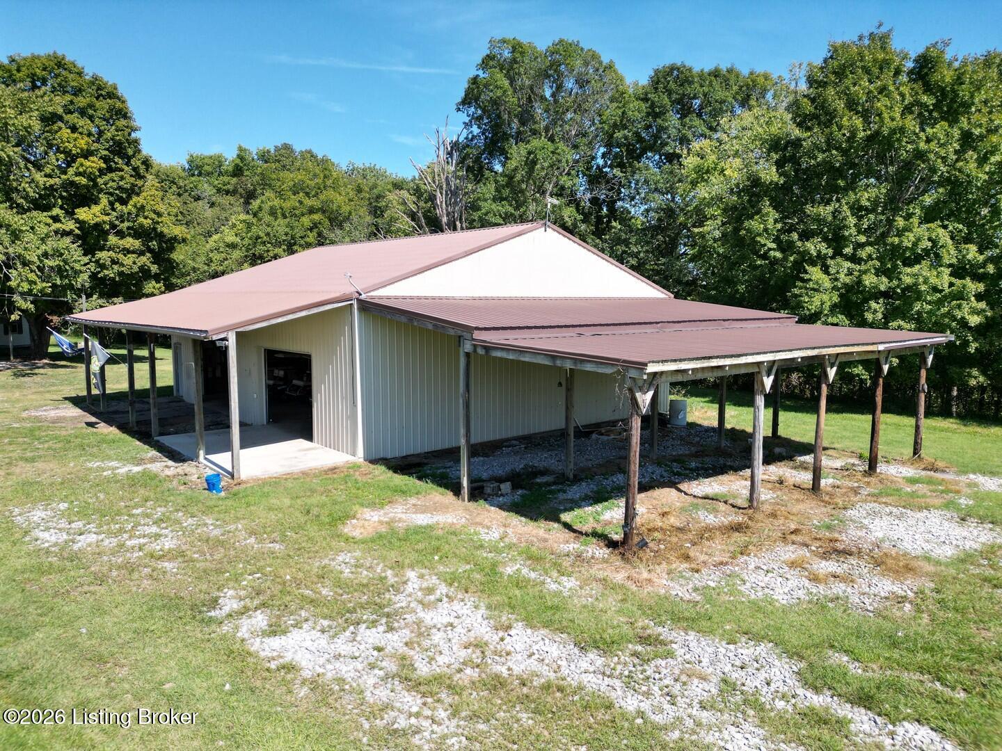 1905 Hickory Grove Rd Property Photo 19