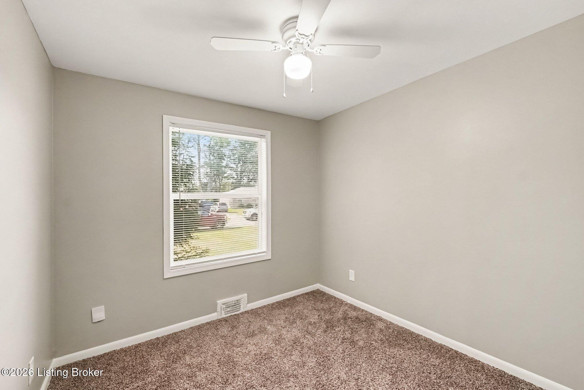 6325 Krause Ave Property Photo 9