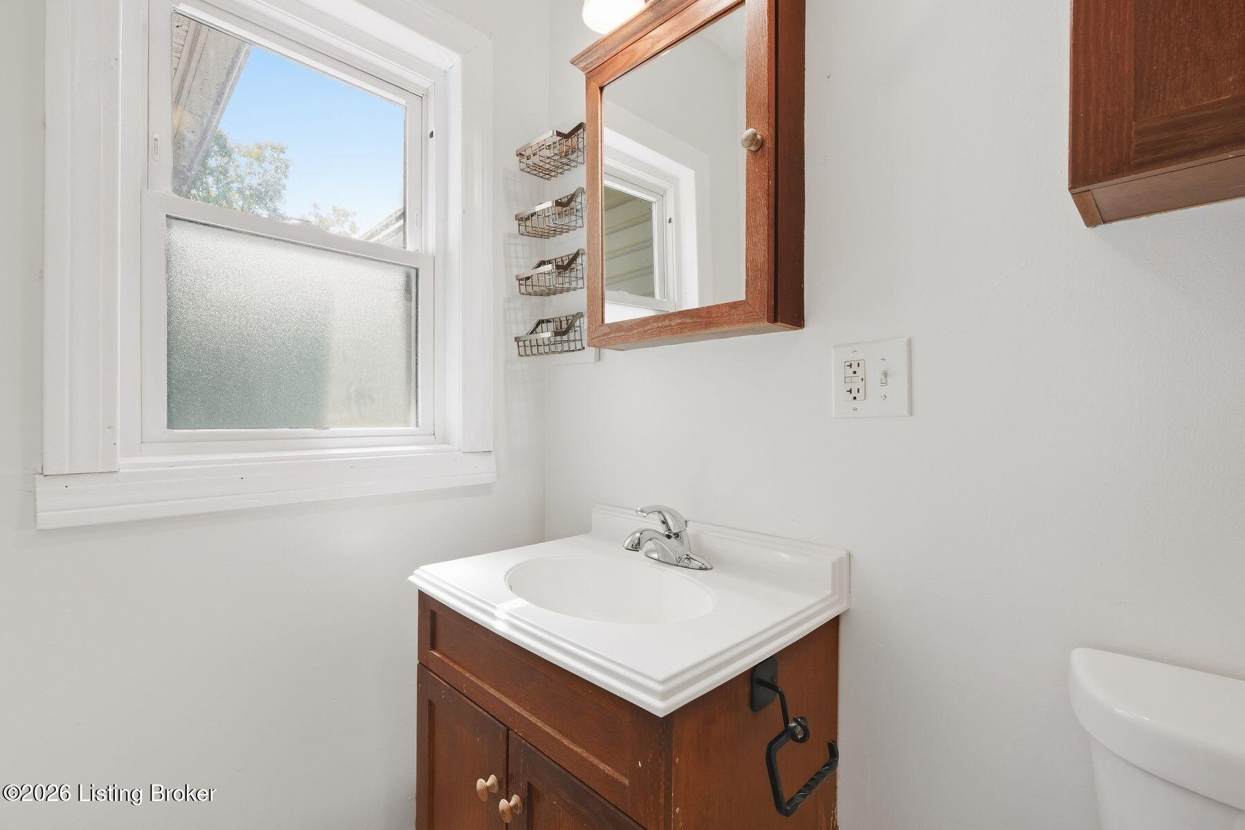 1521 Morton Ave Property Photo 25