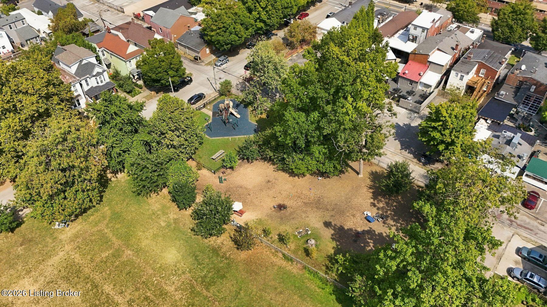 1521 Morton Ave Property Photo 34
