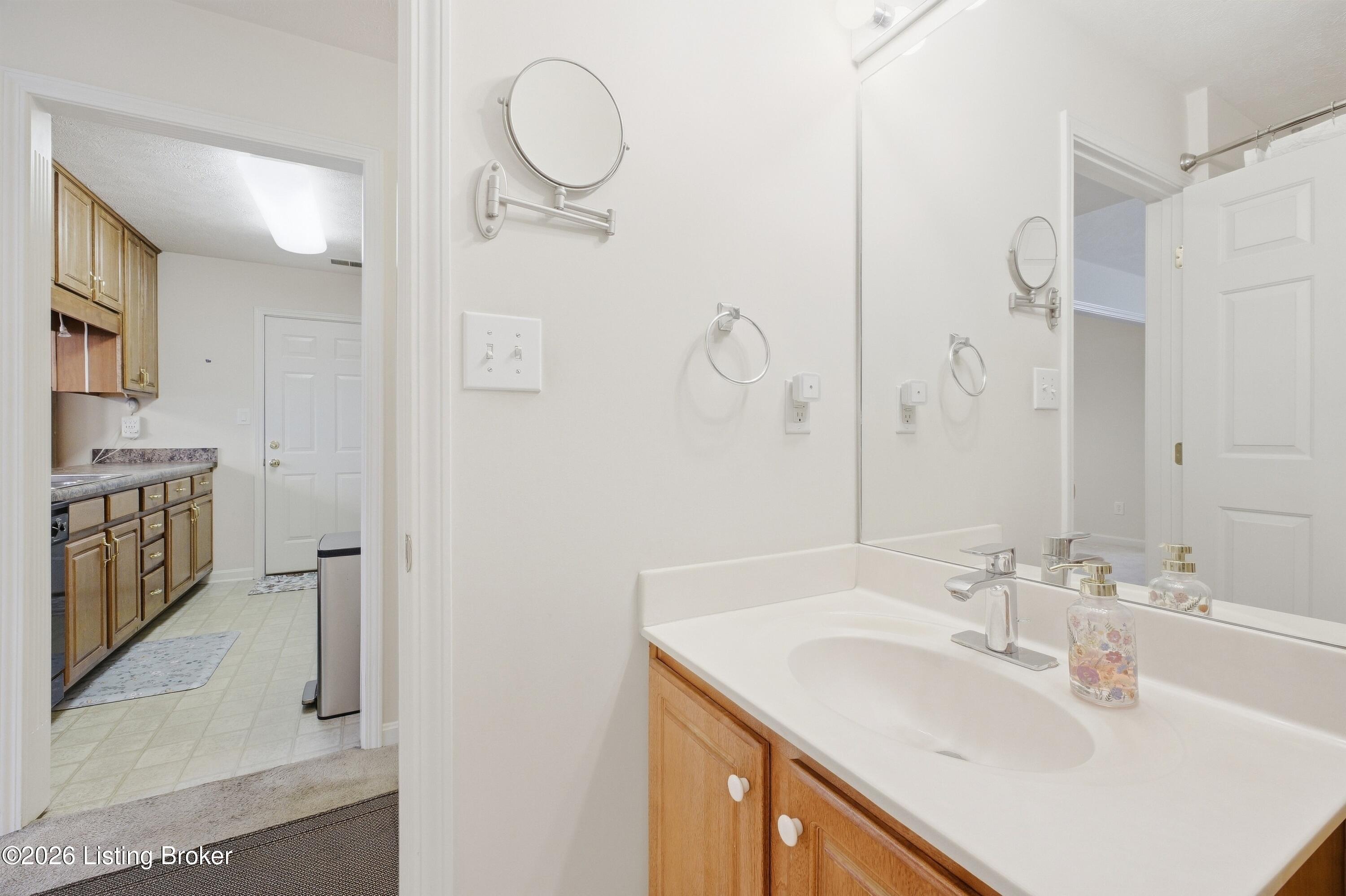 4803 Edge Valley Ln Property Photo 19