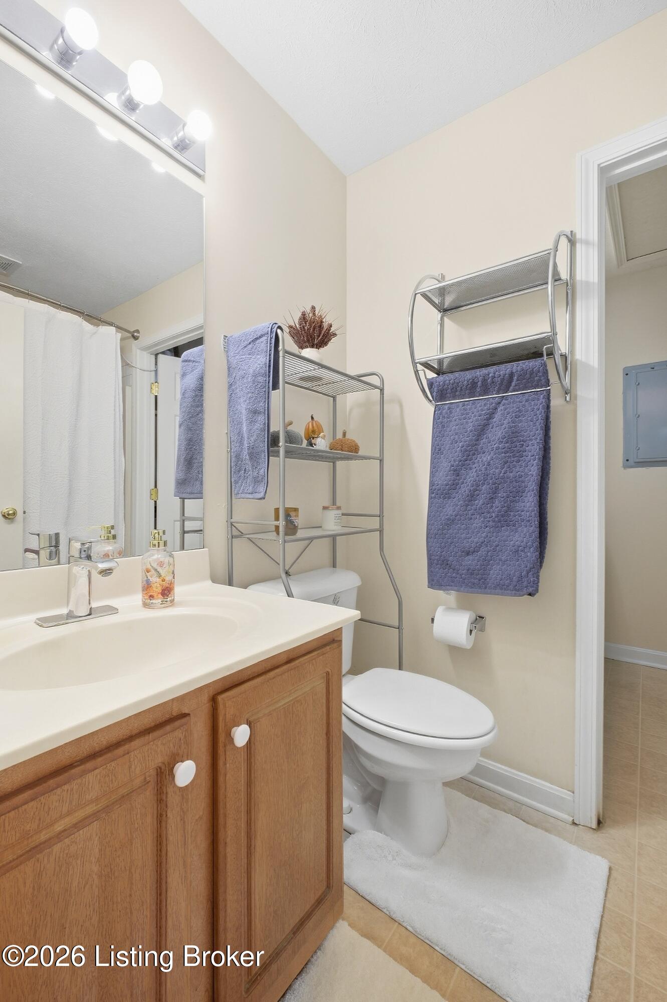 4803 Edge Valley Ln Property Photo 20