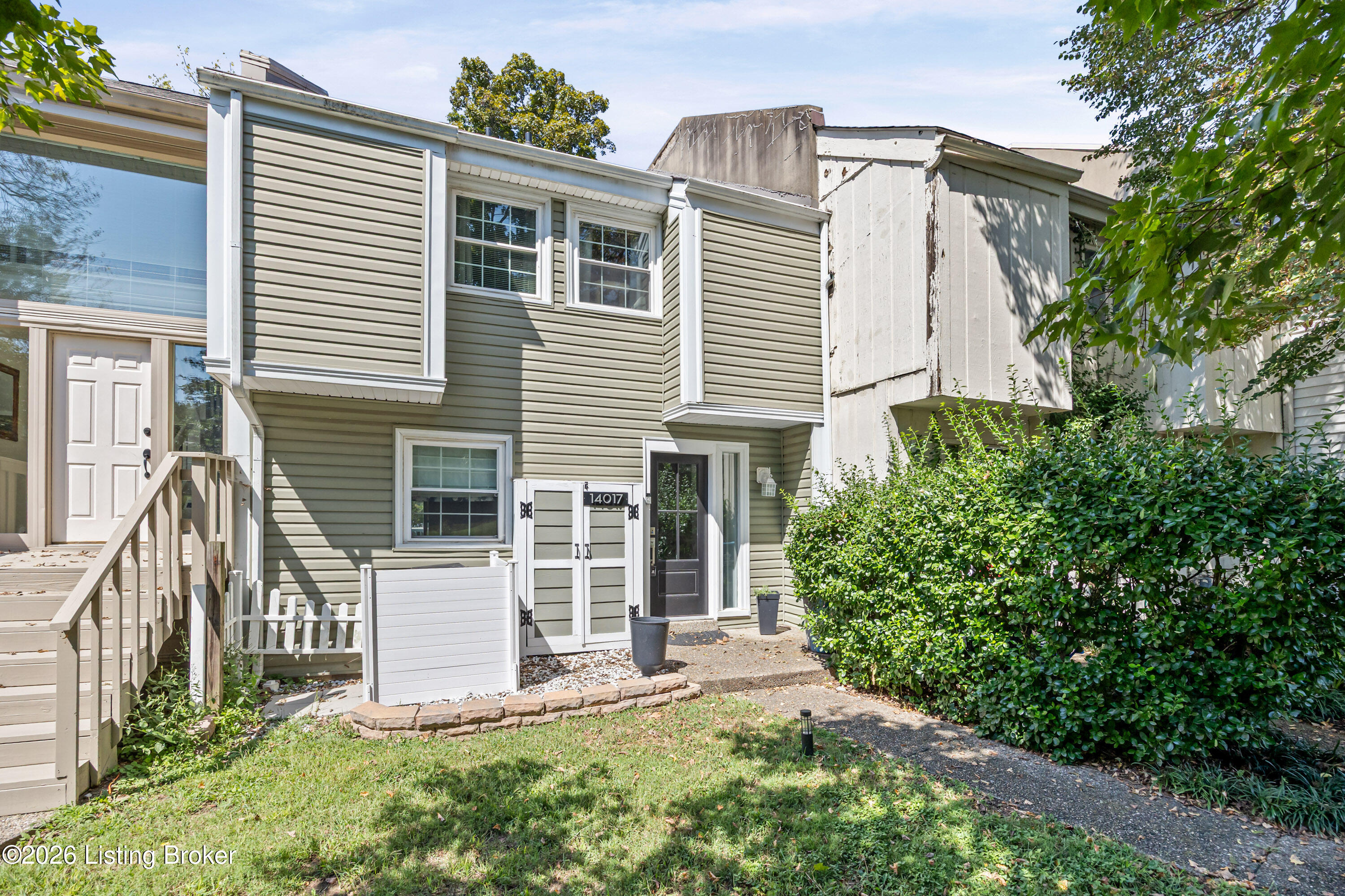 14017 Harbour Pl Property Photo 1