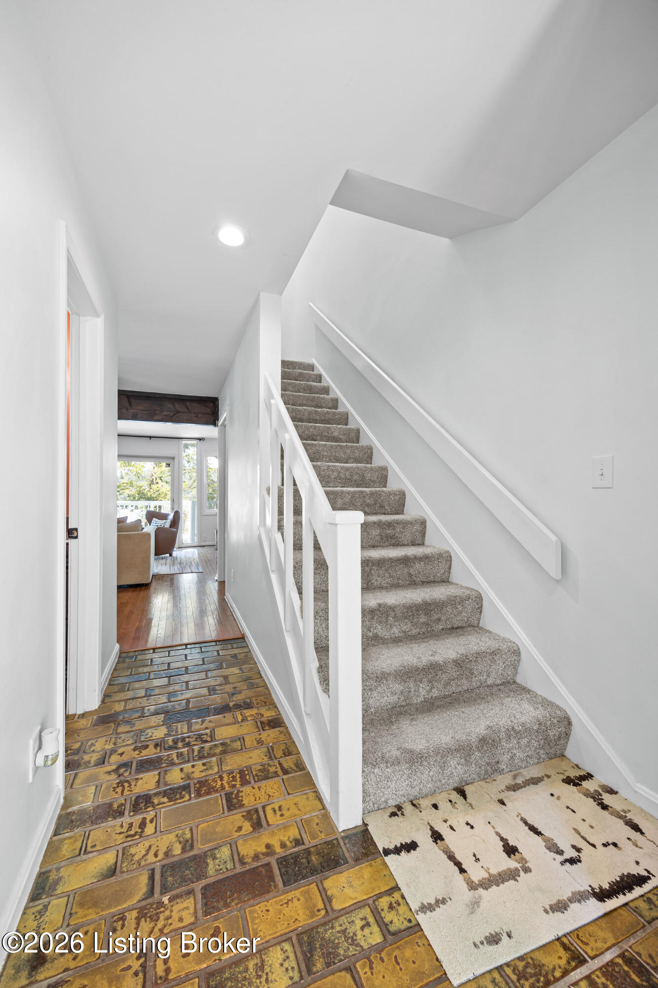 14017 Harbour Pl Property Photo 8