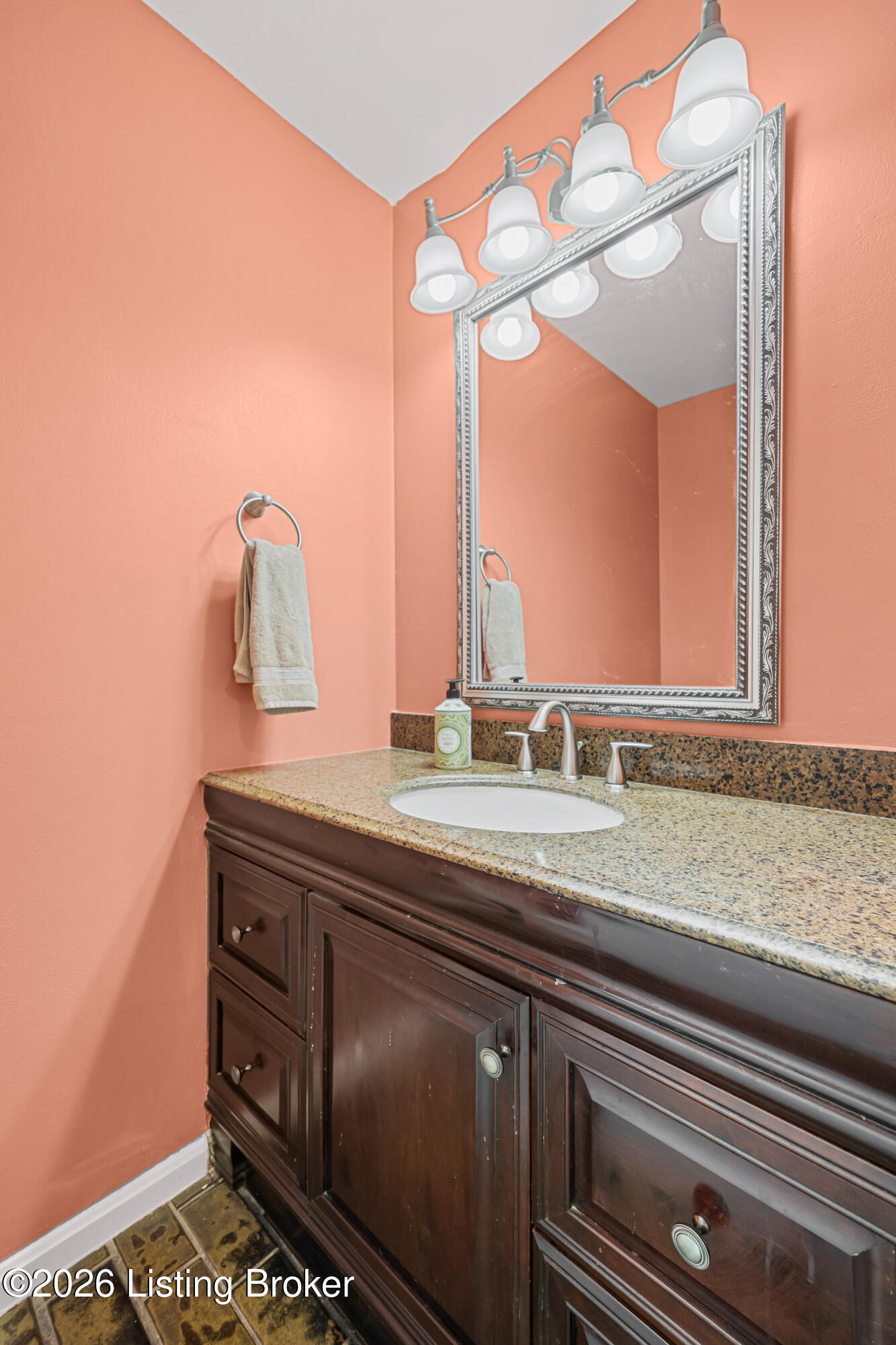 14017 Harbour Pl Property Photo 10