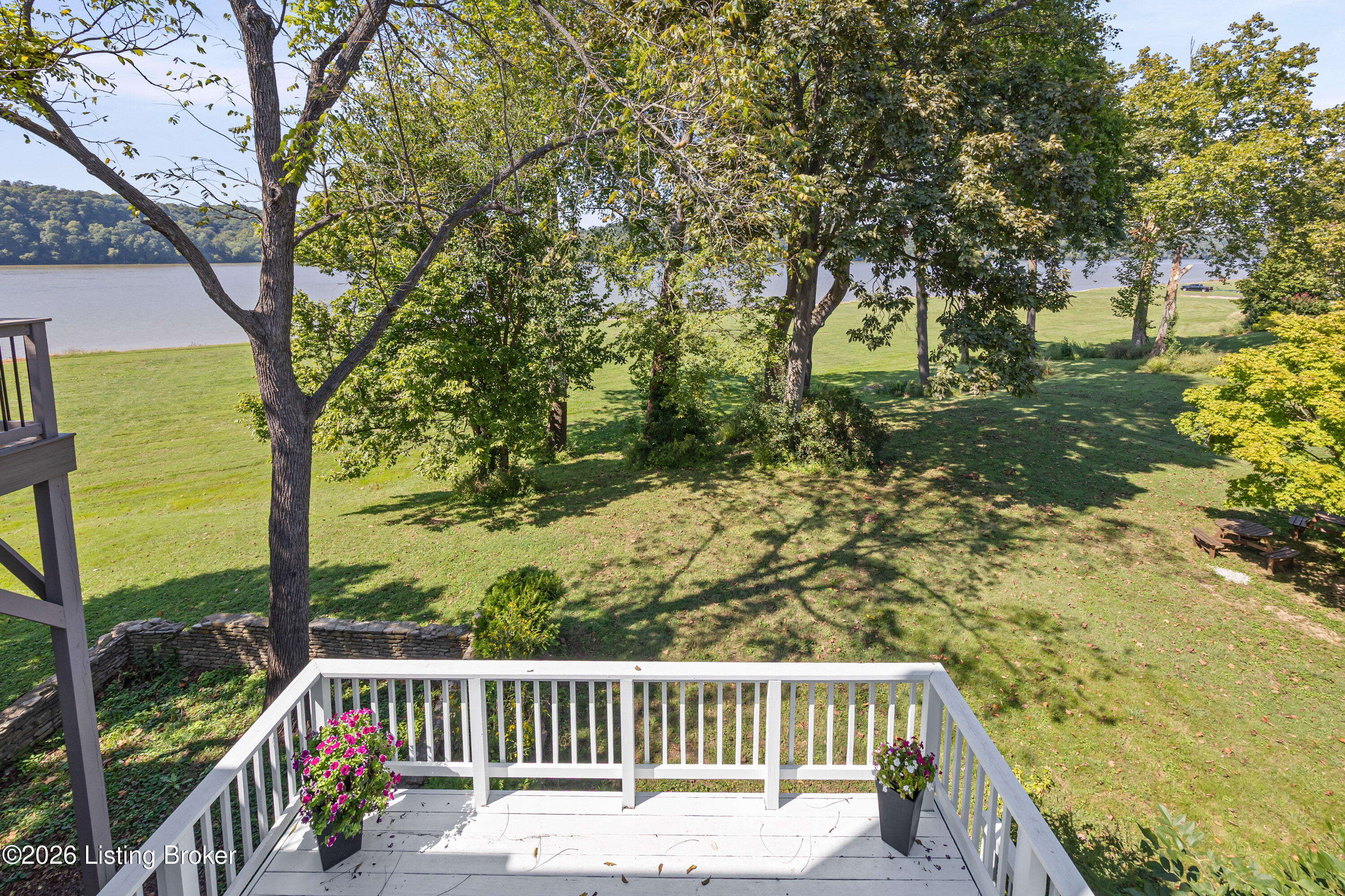 14017 Harbour Pl Property Photo 32