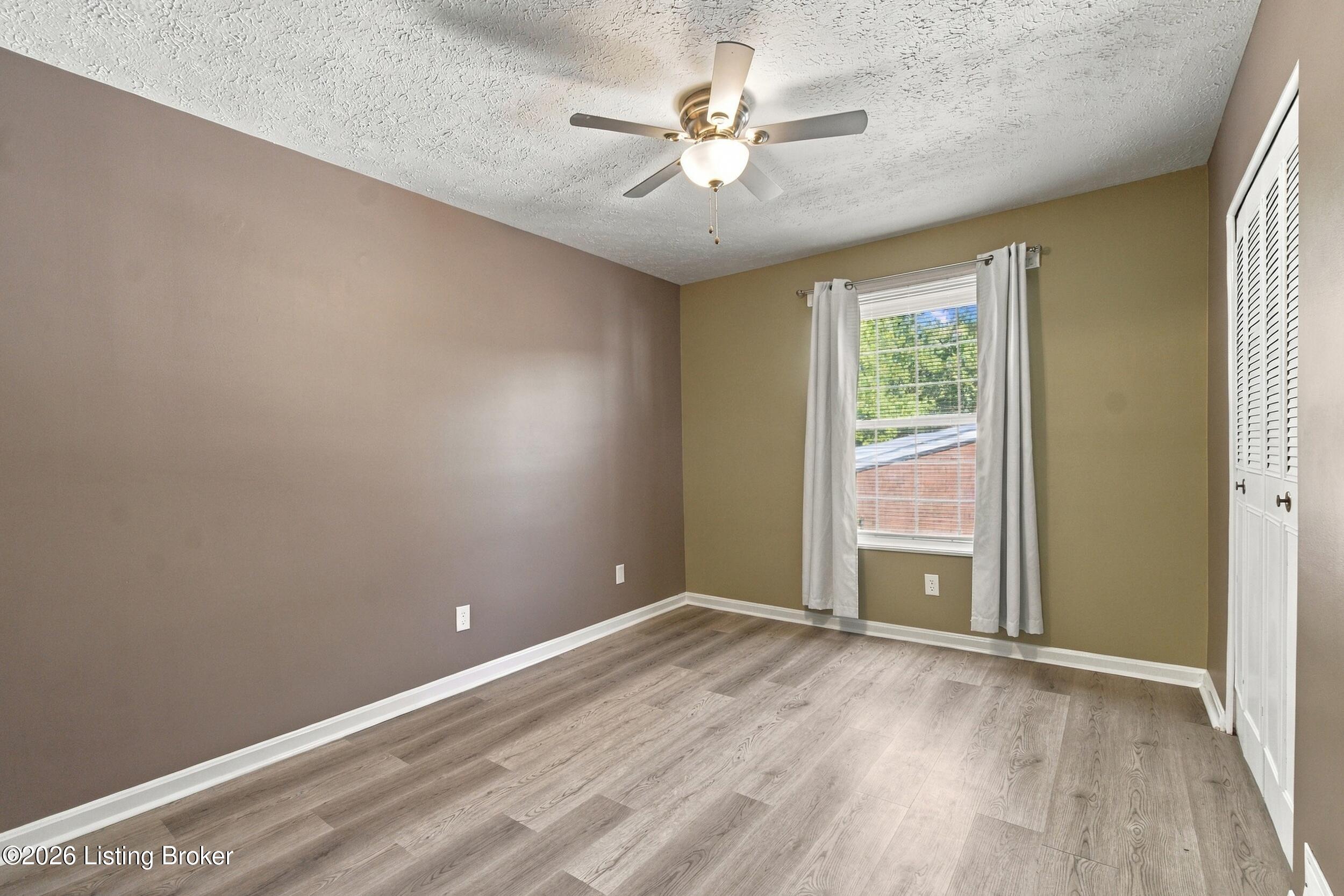 3008 Treeview Ct Property Photo 13
