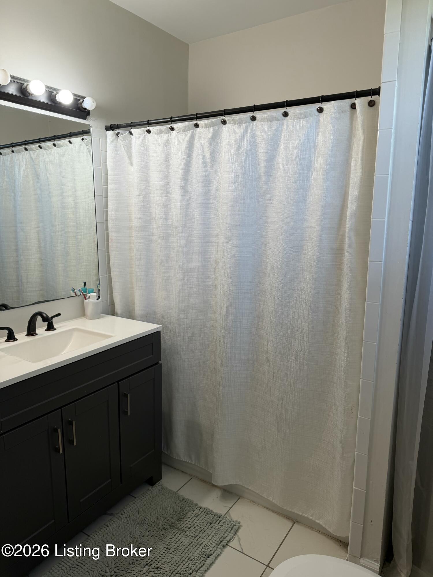2574 Zoneton Rd Property Photo 13