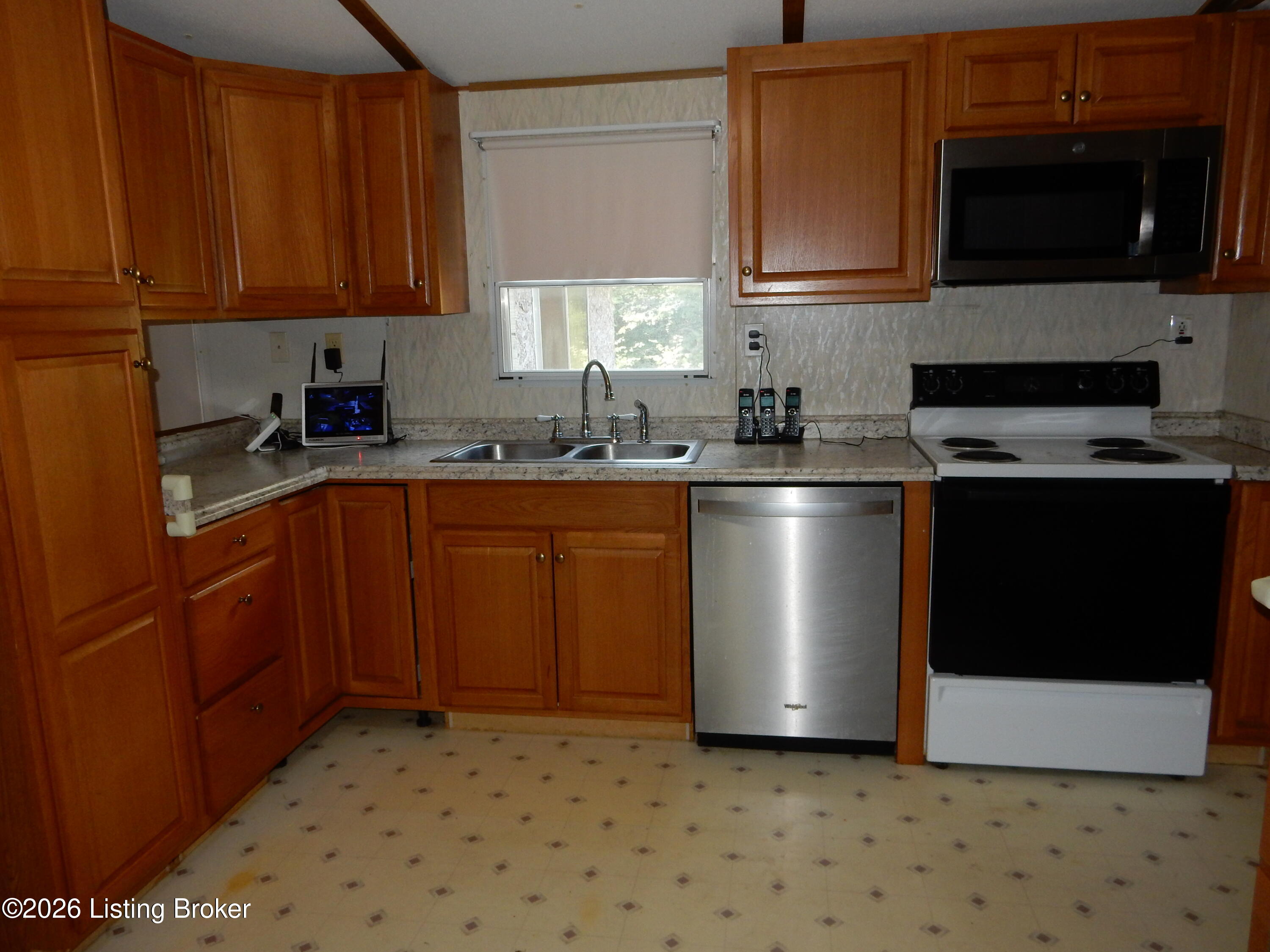 426 Tuts Rd Property Photo 12