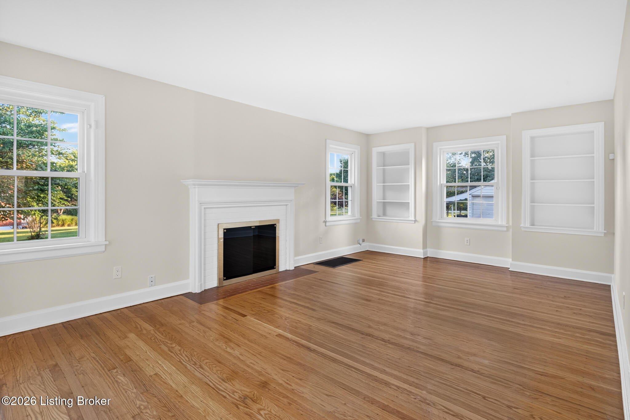 2627 Landor Ave Property Photo 9