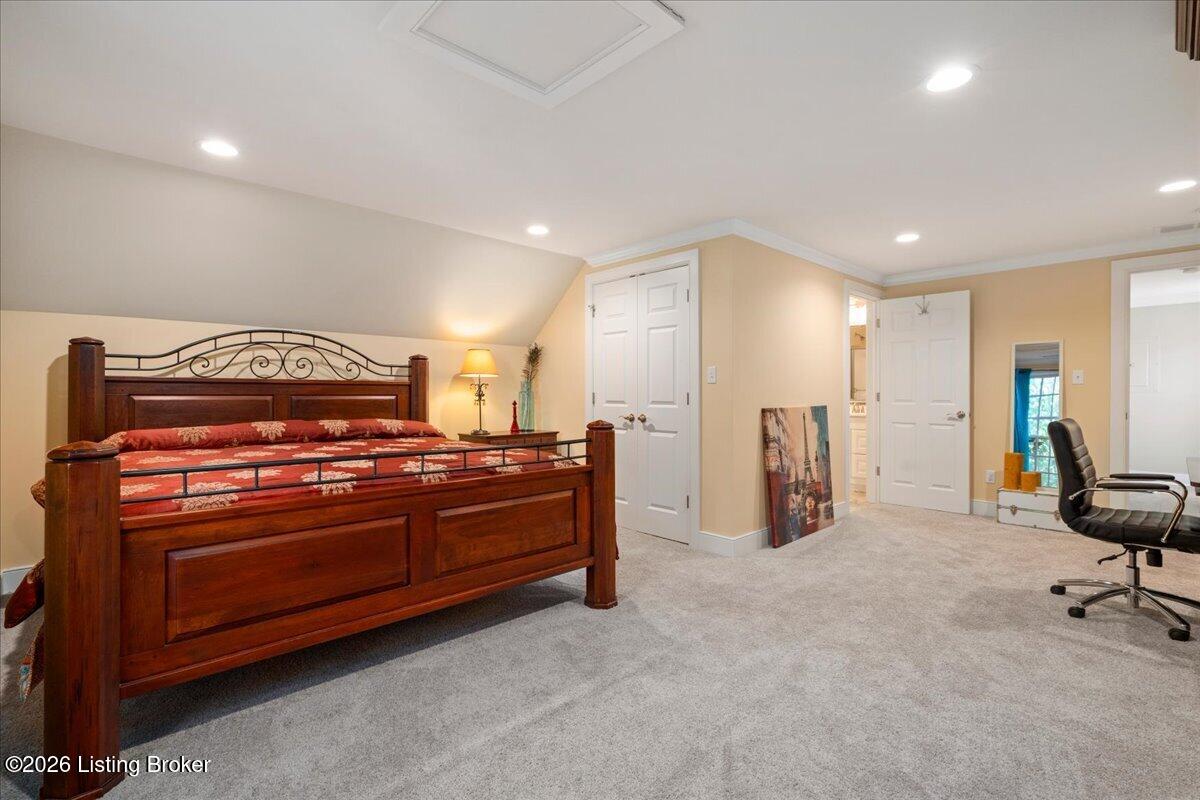 2 Stone Creek Park Property Photo 64