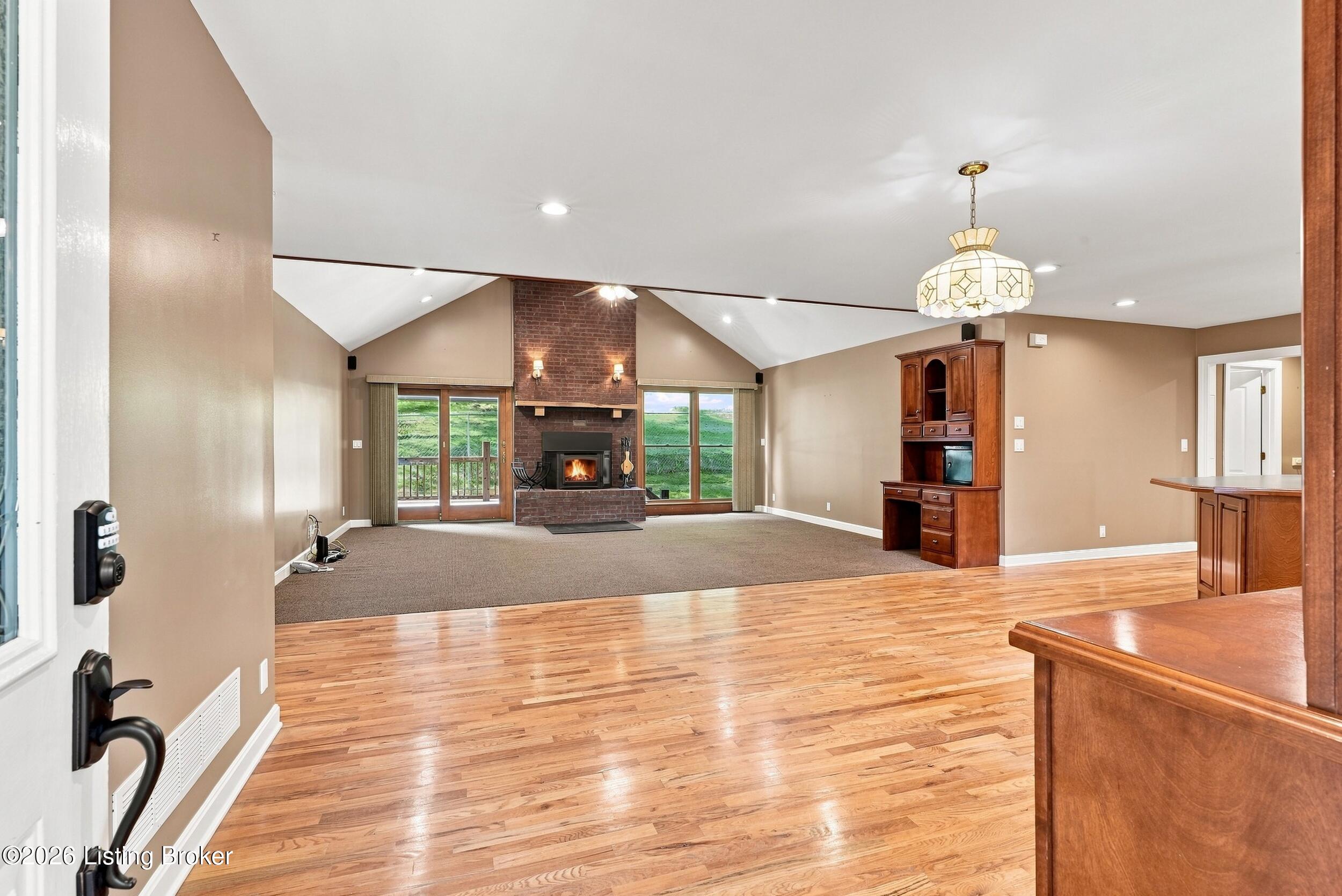 2801 Pattons Creek Rd Property Photo 5