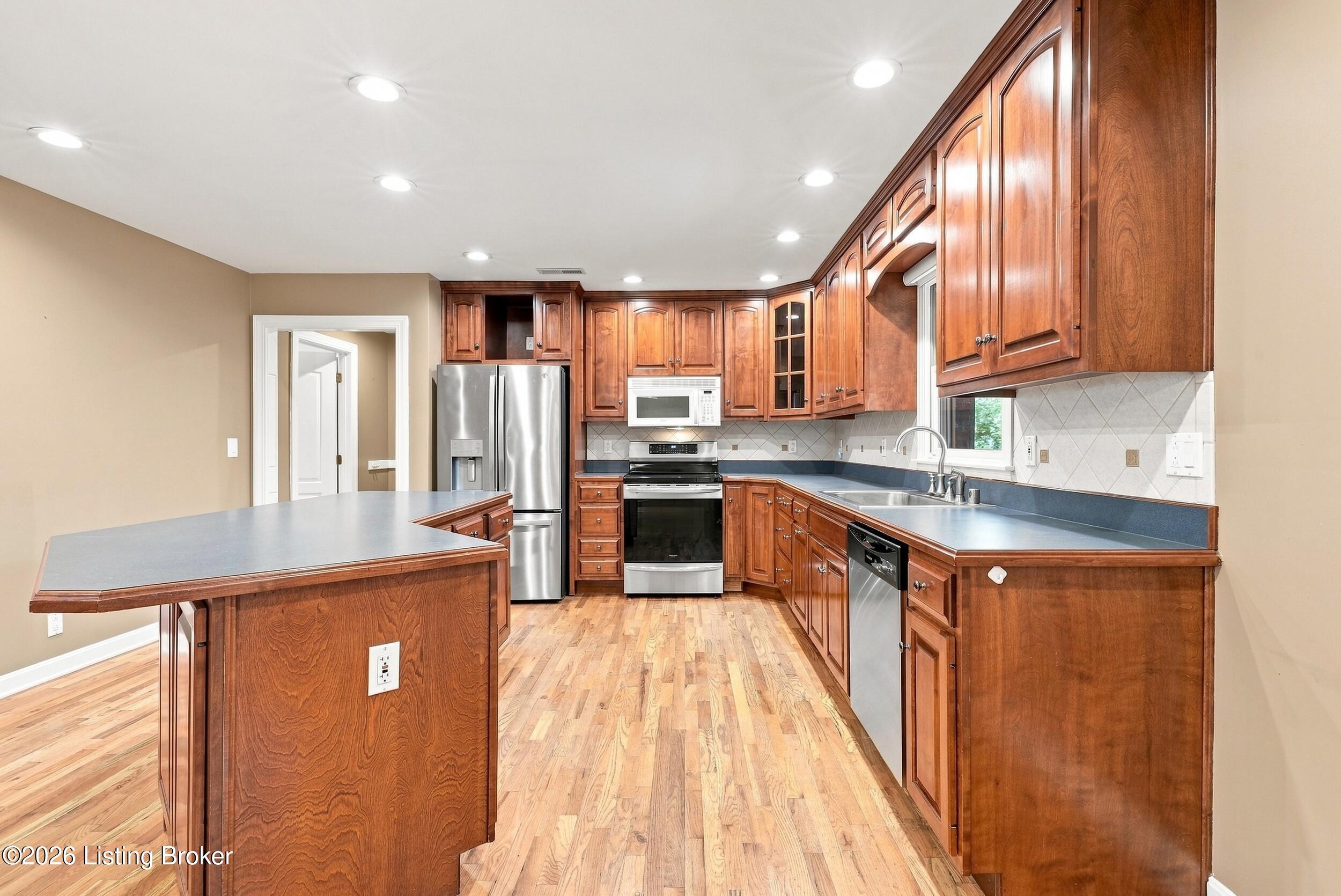 2801 Pattons Creek Rd Property Photo 10