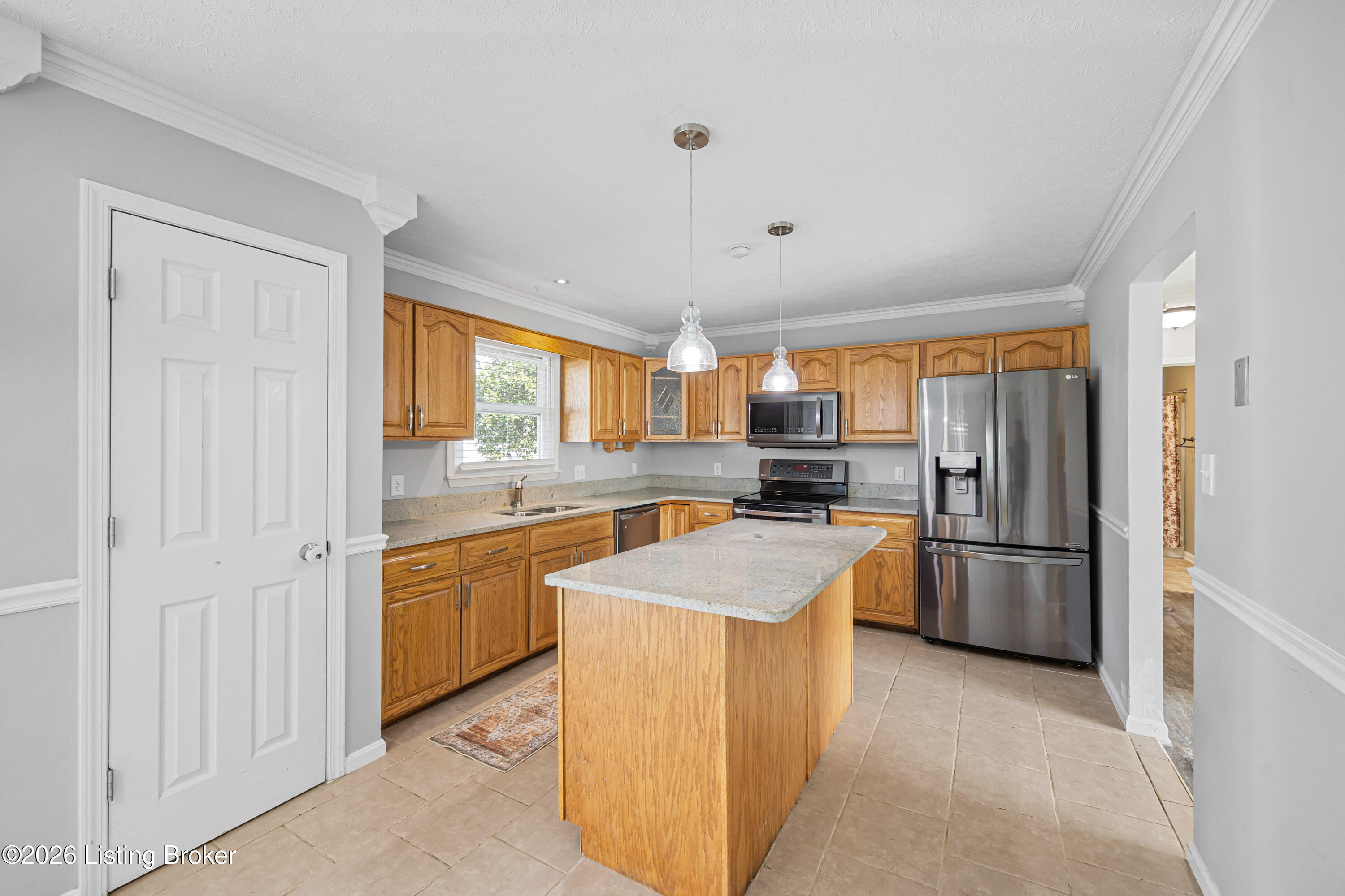 171 Williams Ct Property Photo 6