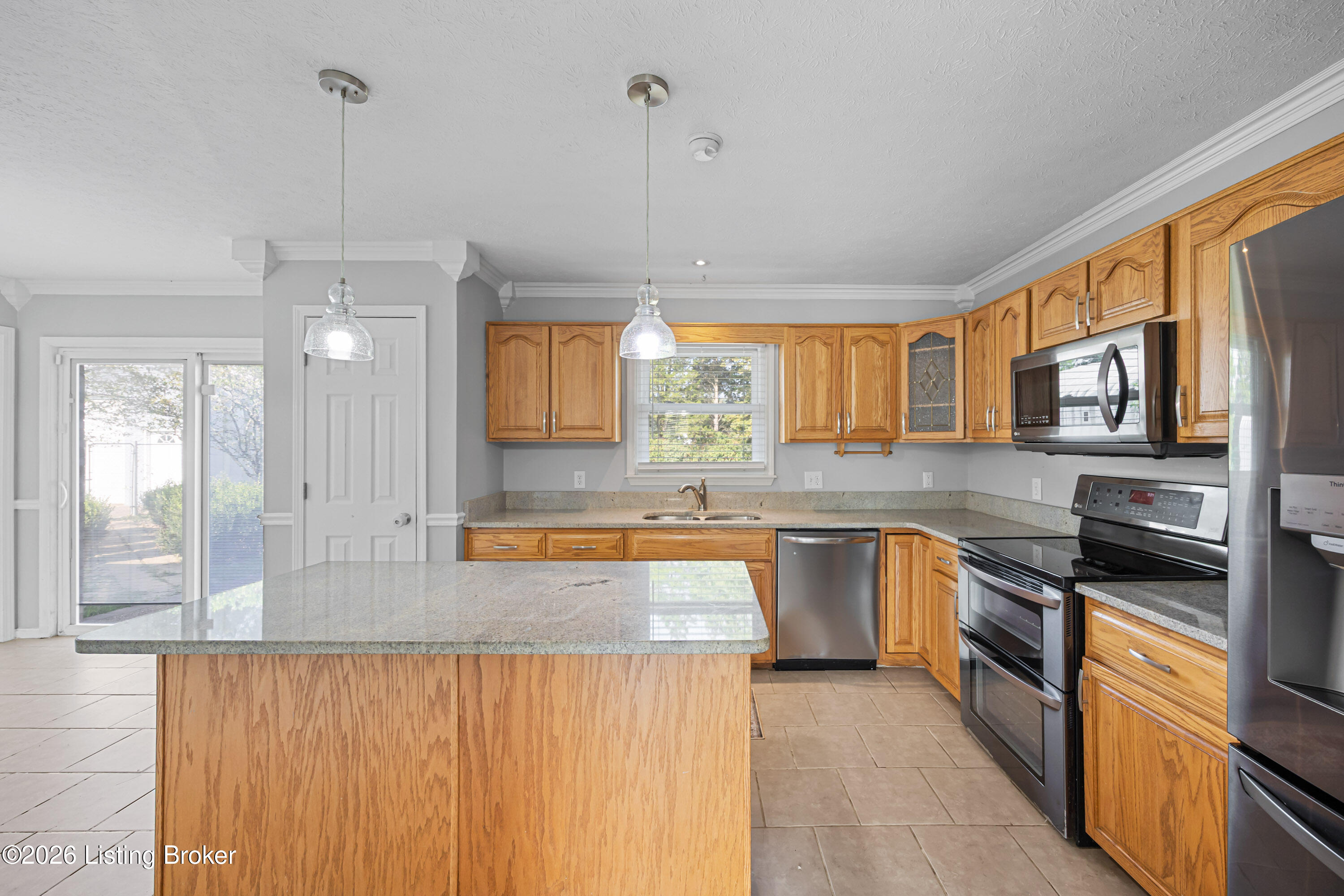 171 Williams Ct Property Photo 8