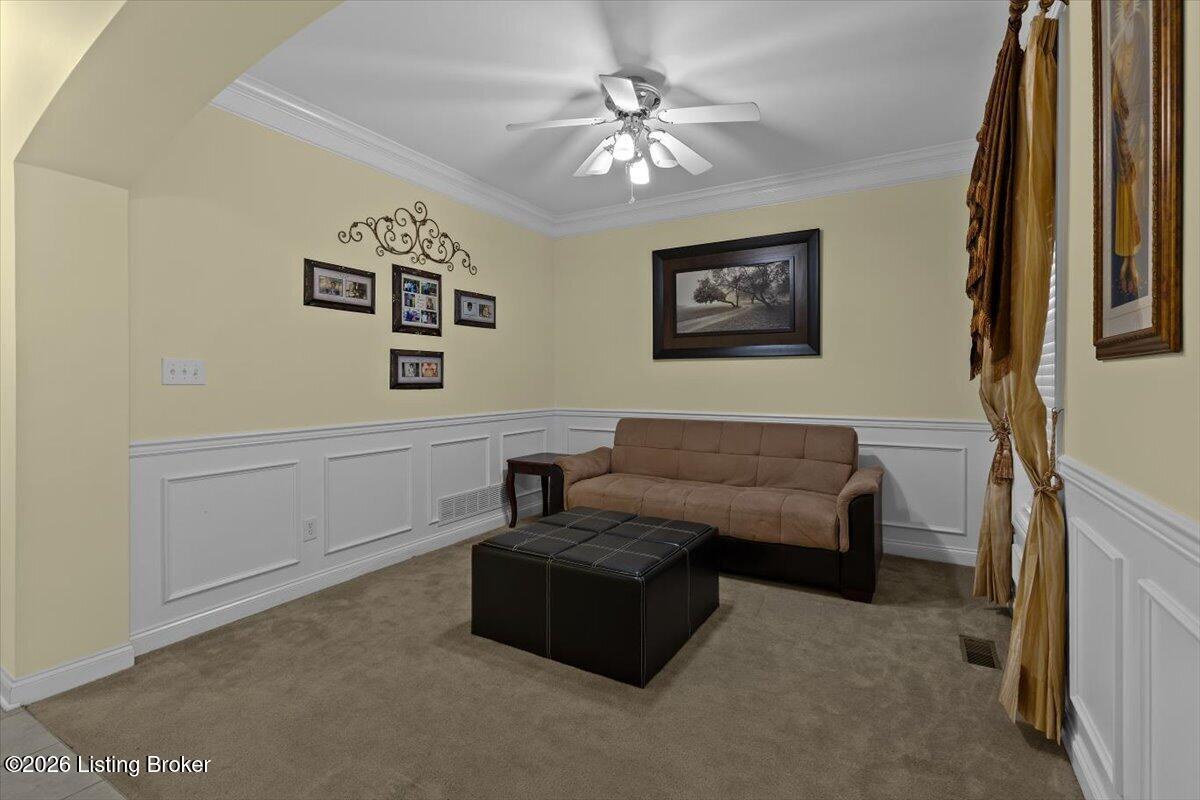 2108 Cherry Creek Rd Property Photo 8