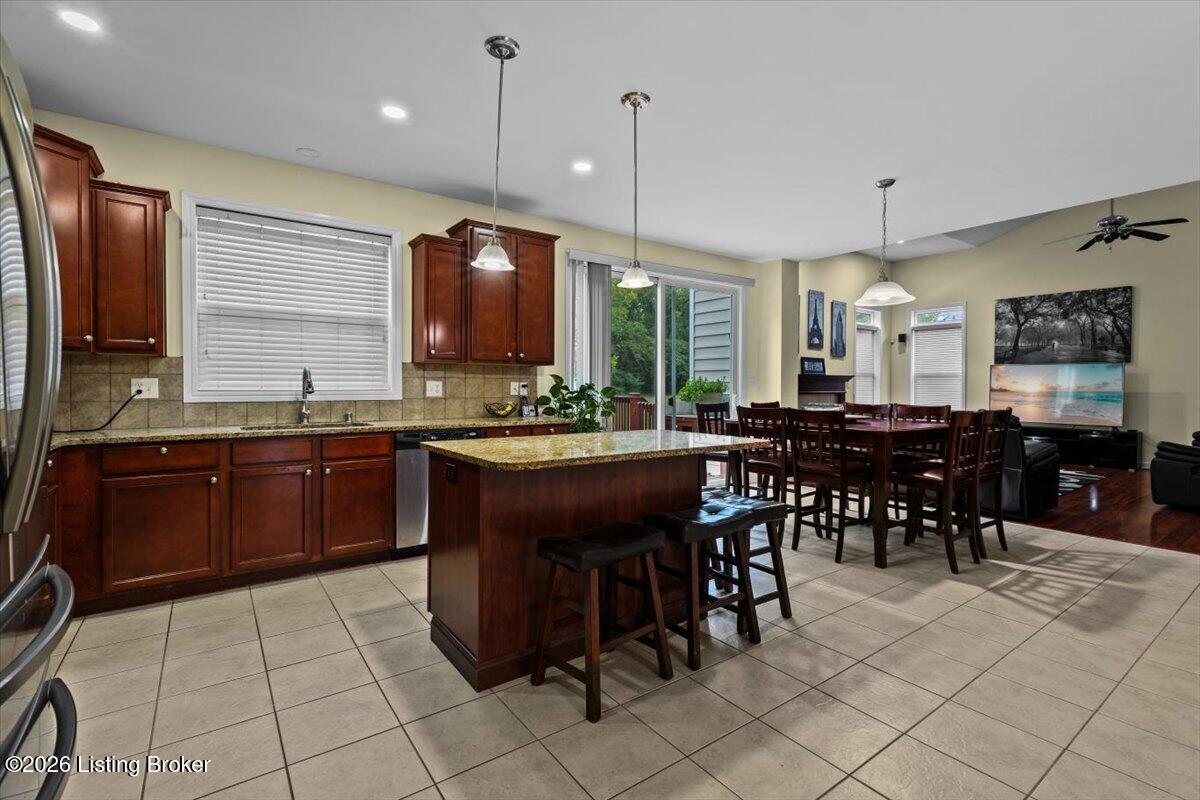 2108 Cherry Creek Rd Property Photo 13