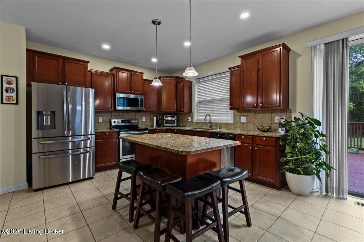 2108 Cherry Creek Rd Property Photo 14