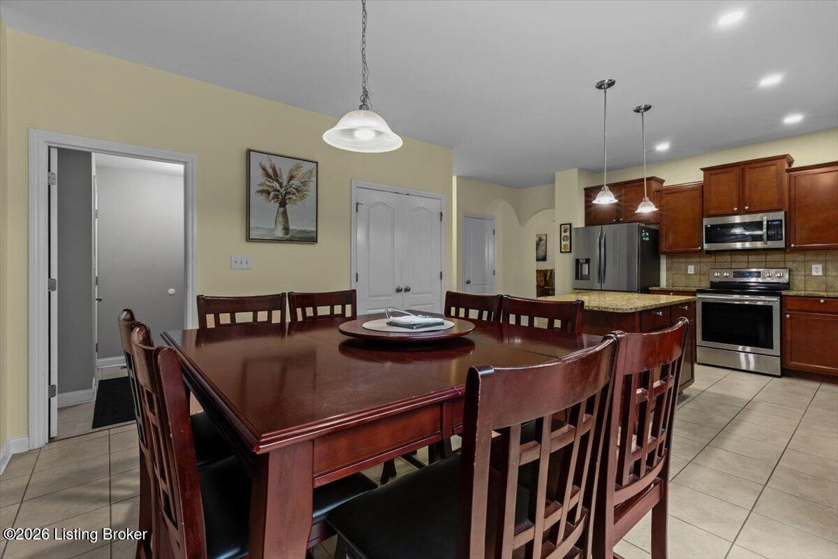 2108 Cherry Creek Rd Property Photo 19