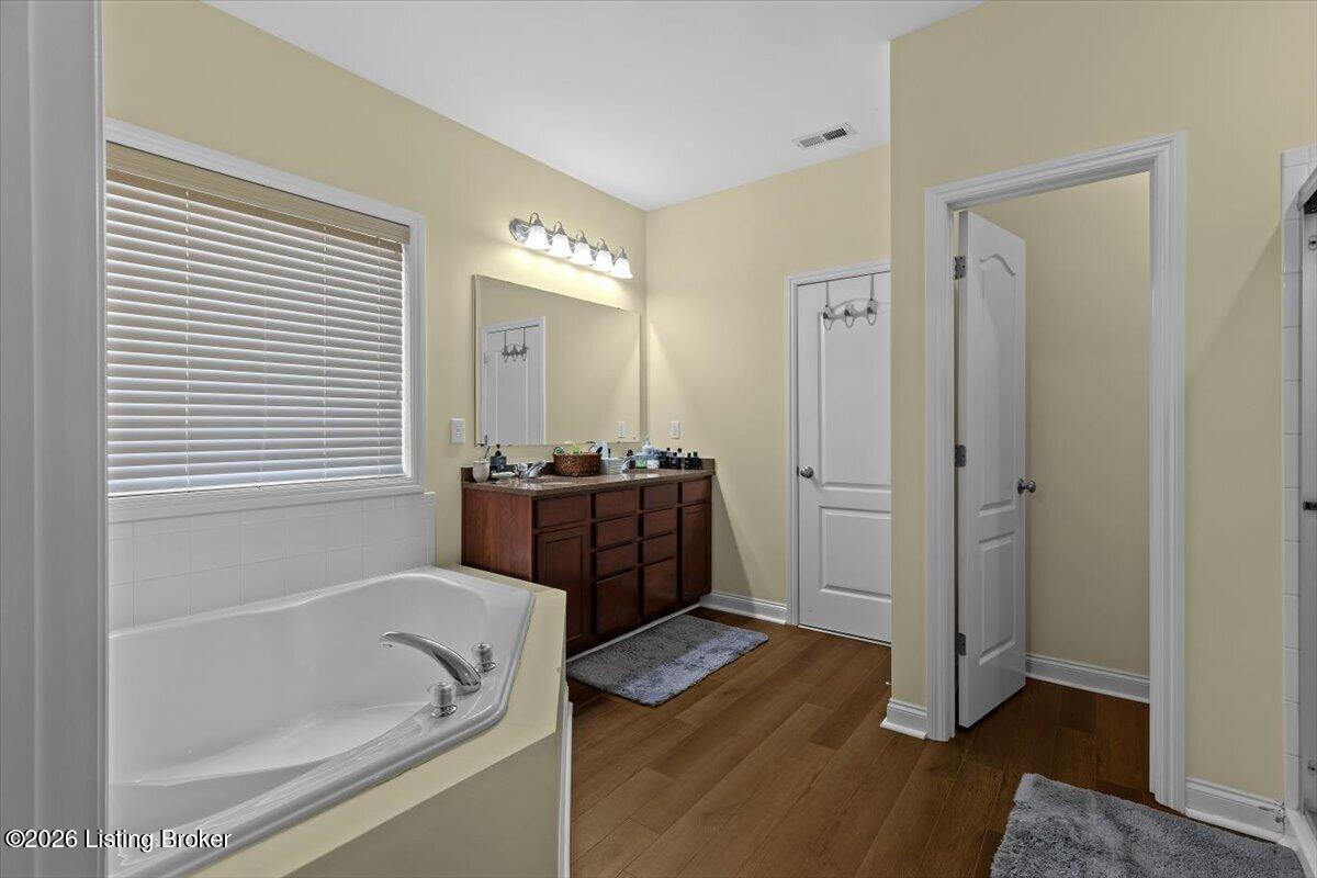 2108 Cherry Creek Rd Property Photo 26