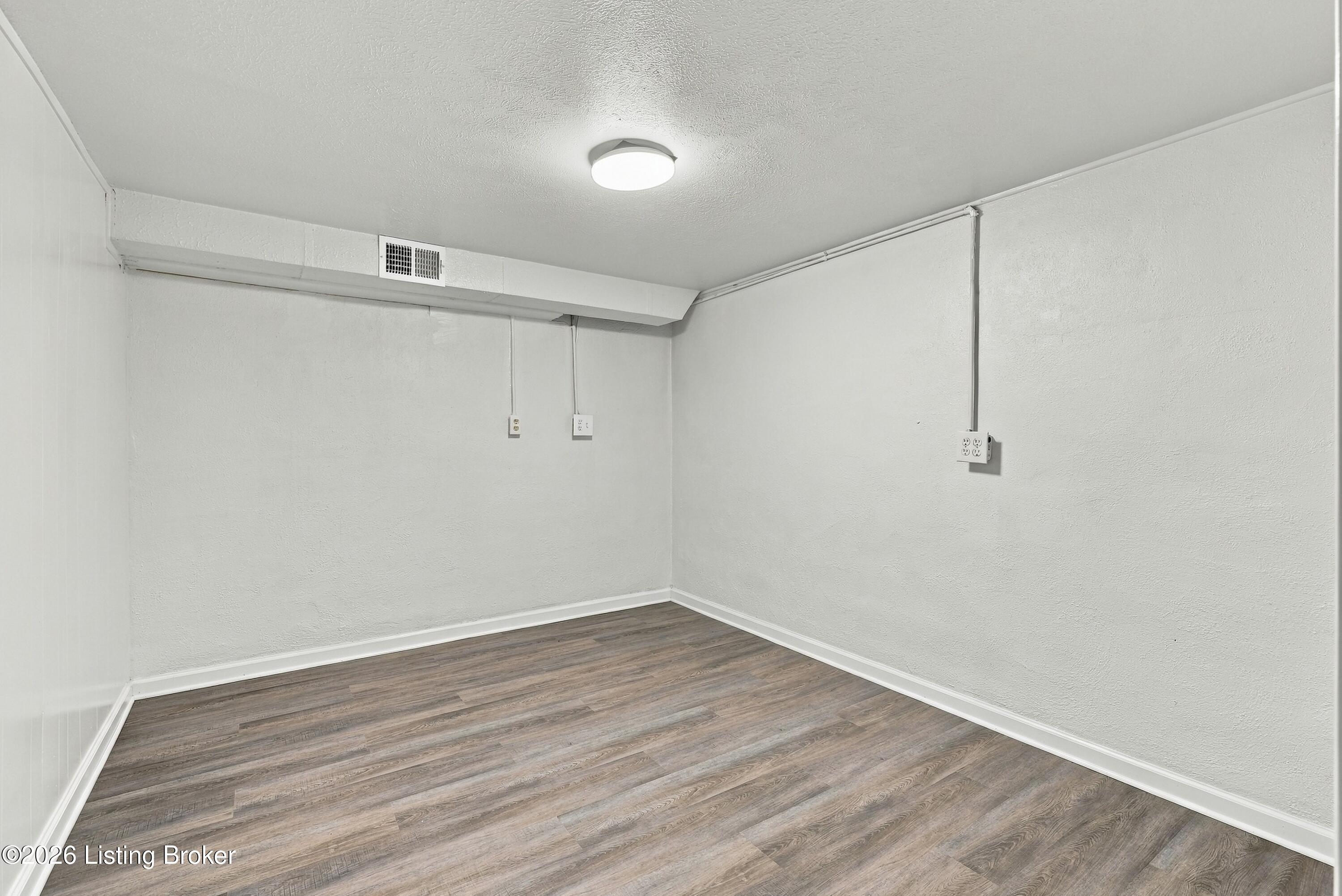 5918 Bay Pine Dr Property Photo 43
