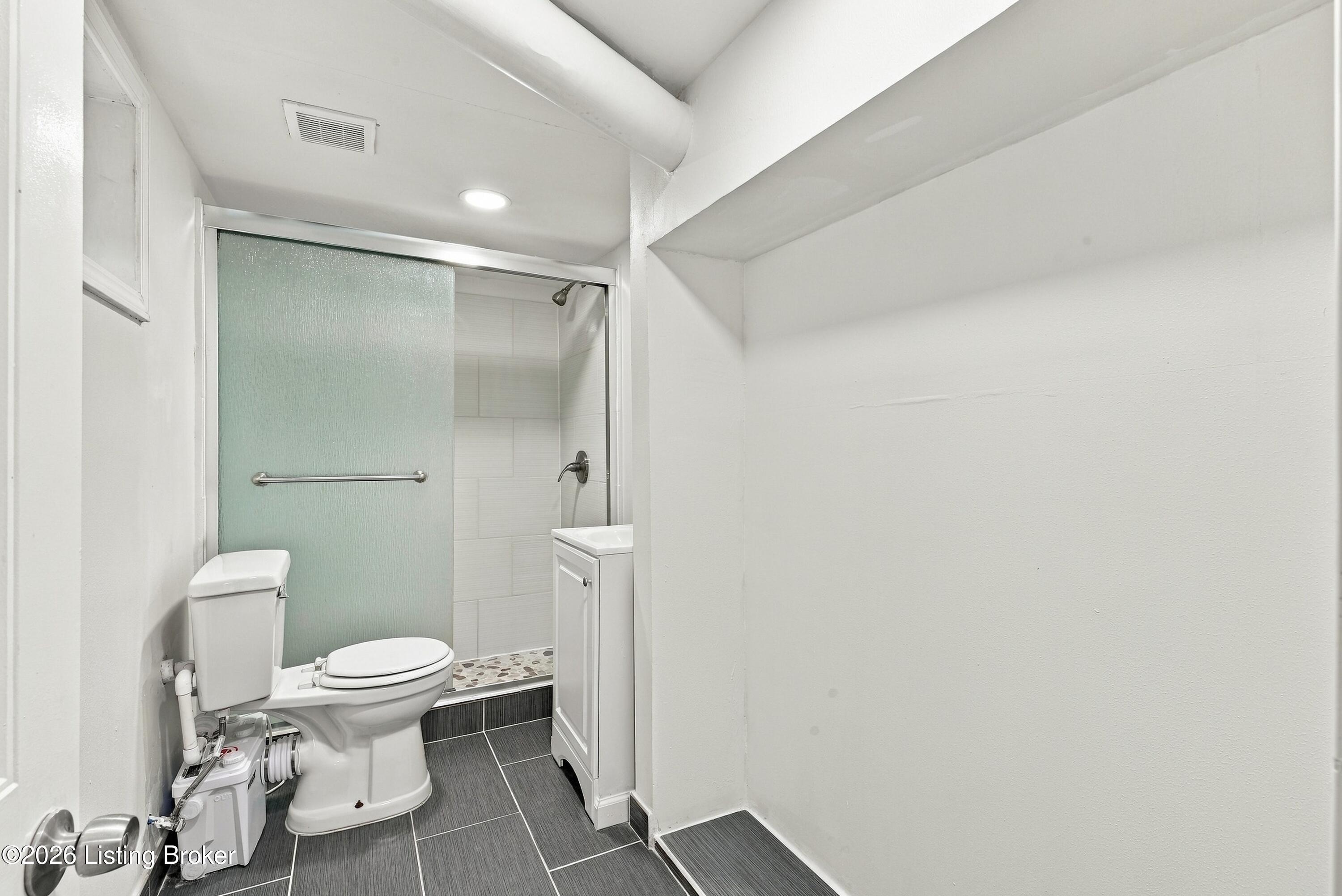 5918 Bay Pine Dr Property Photo 76