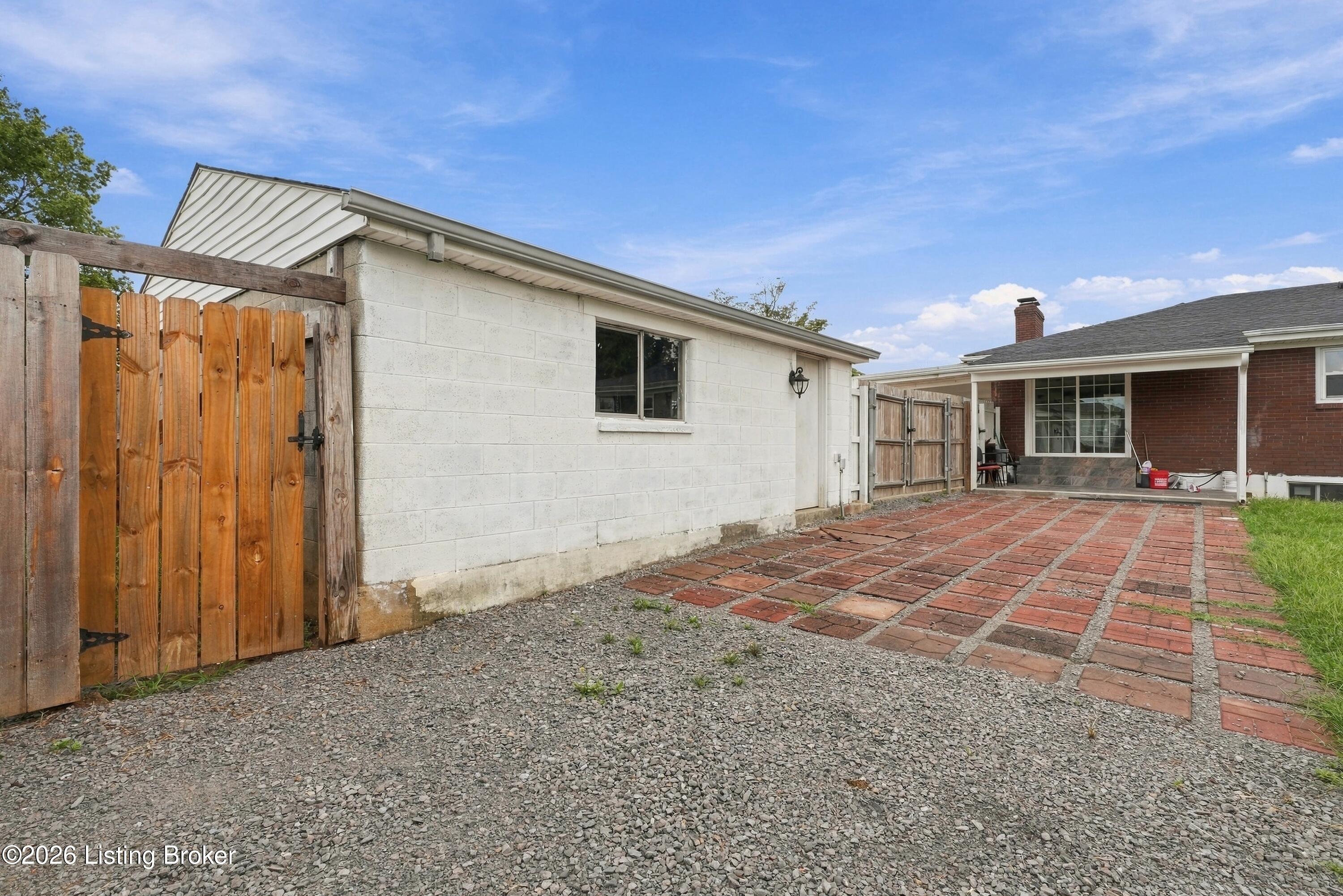 5918 Bay Pine Dr Property Photo 82