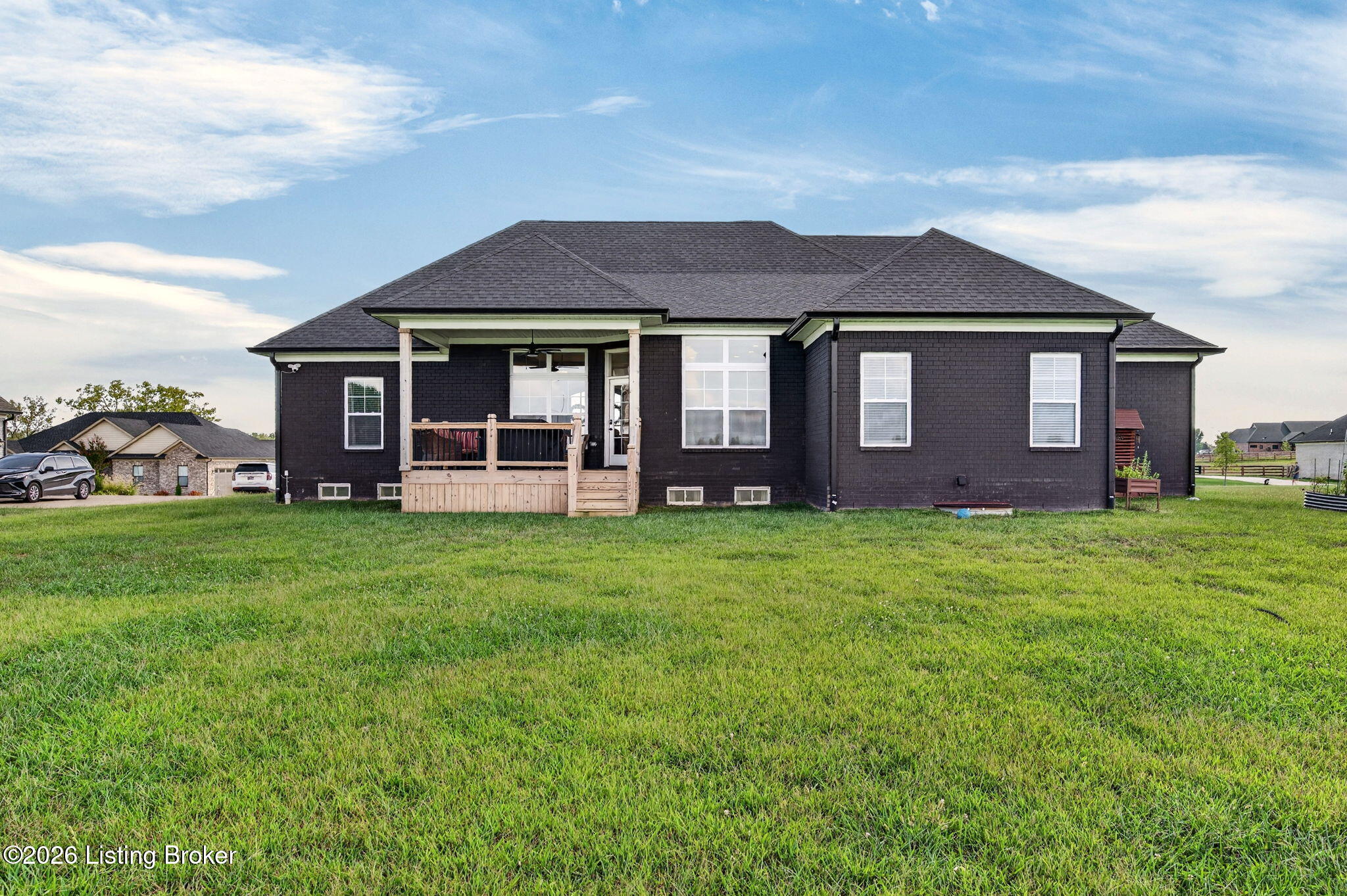 142 Dalton Dr Property Photo 43