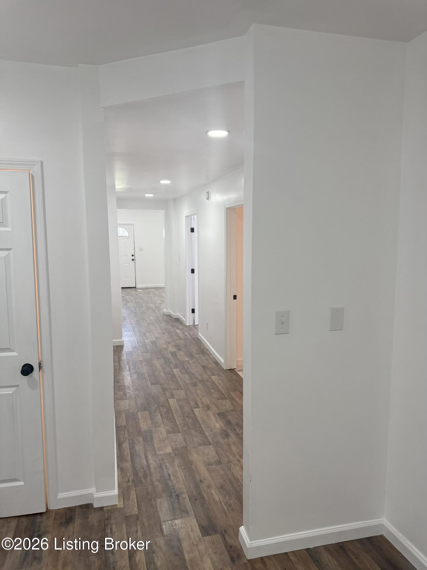 1843 Lytle St Property Photo 13