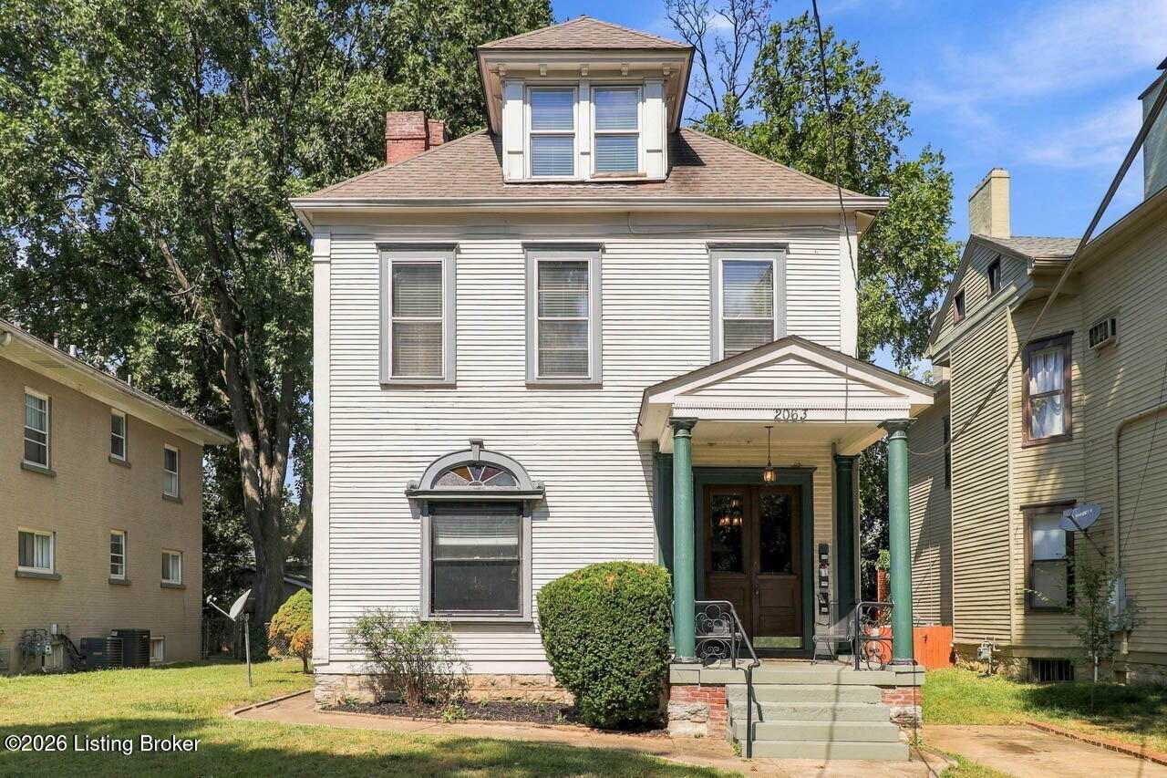 2063 Sherwood Ave Property Photo 1