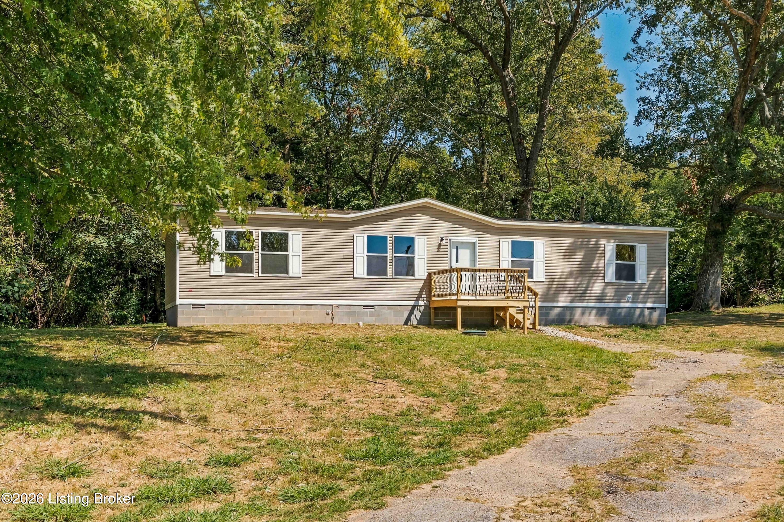 8686 Brandenburg Rd Property Photo 3