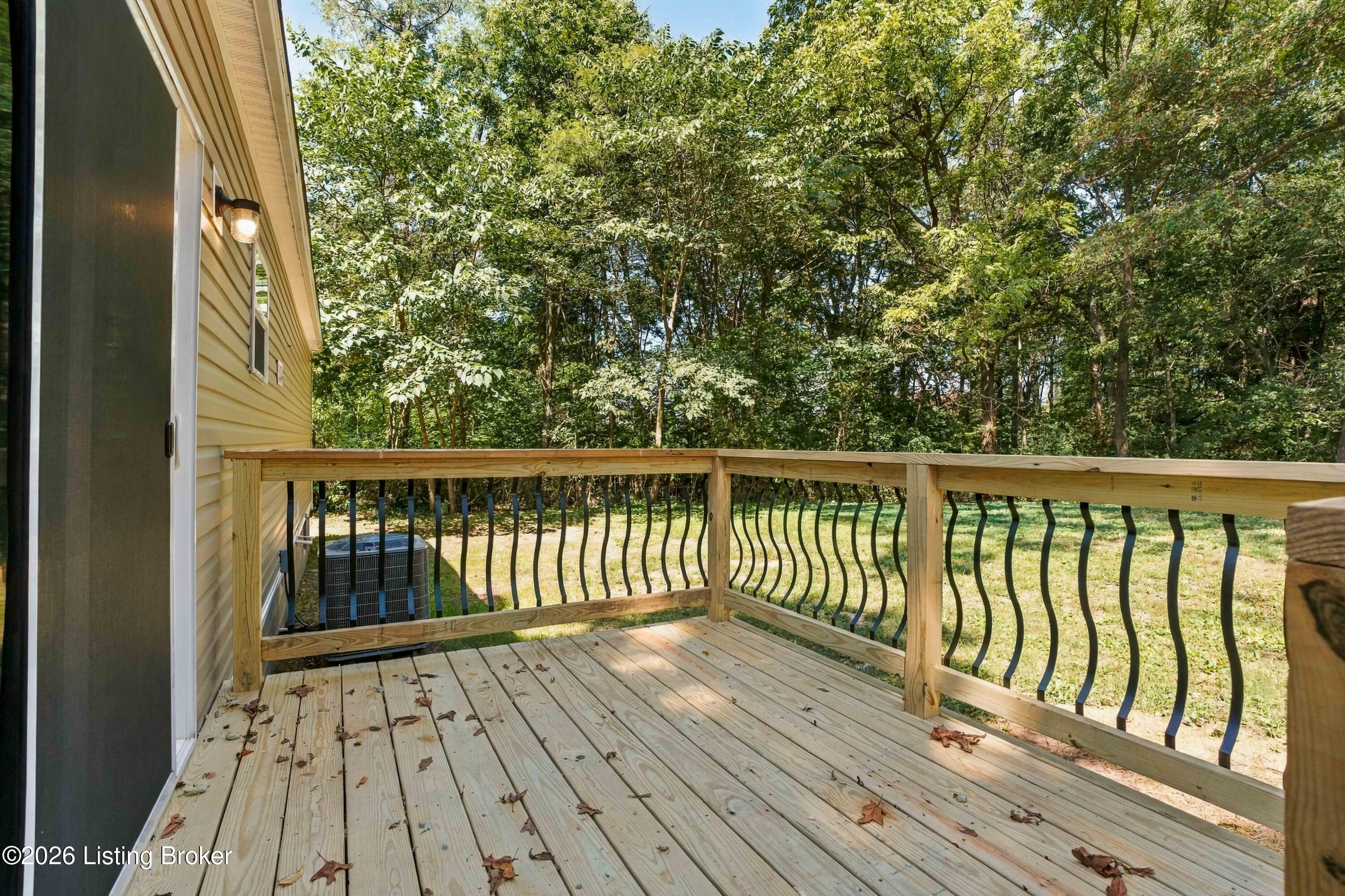8686 Brandenburg Rd Property Photo 5