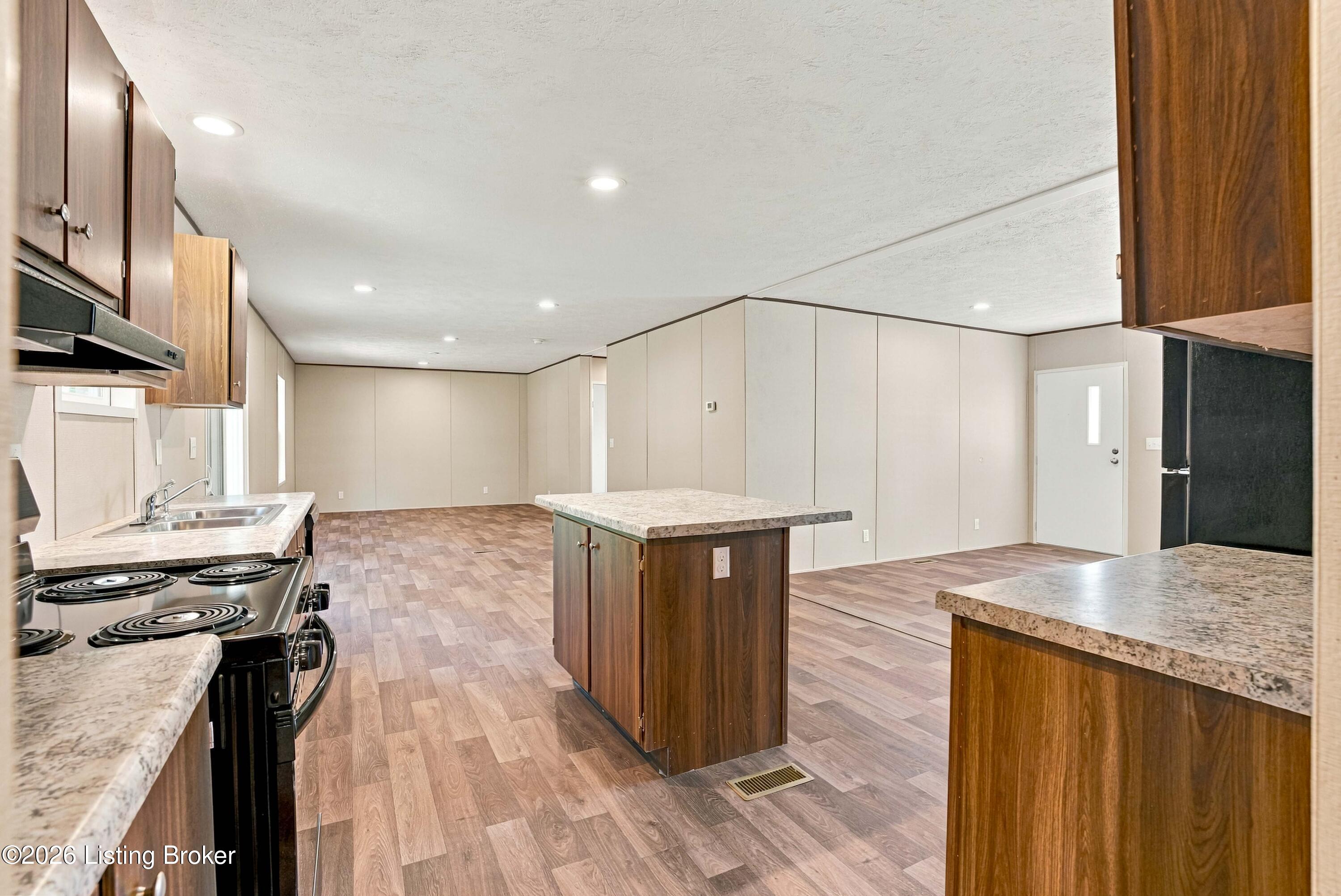 8686 Brandenburg Rd Property Photo 14