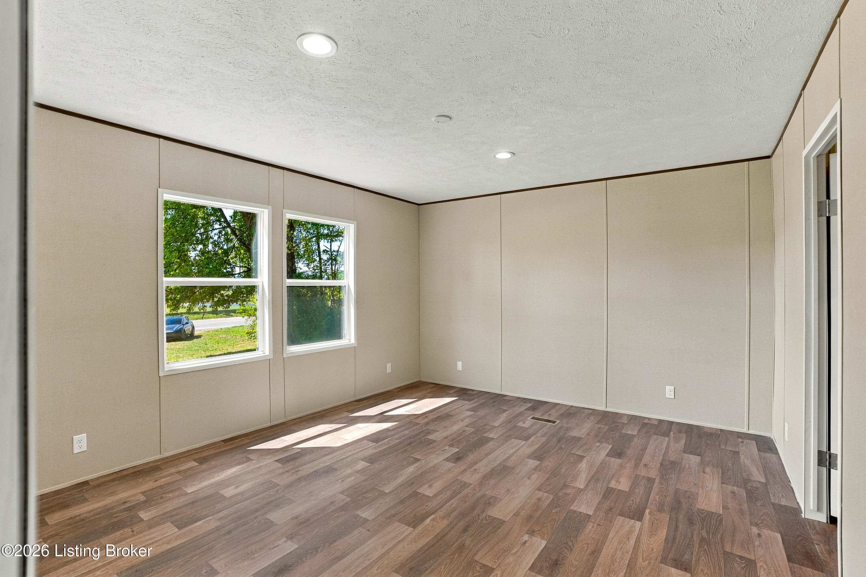 8686 Brandenburg Rd Property Photo 35