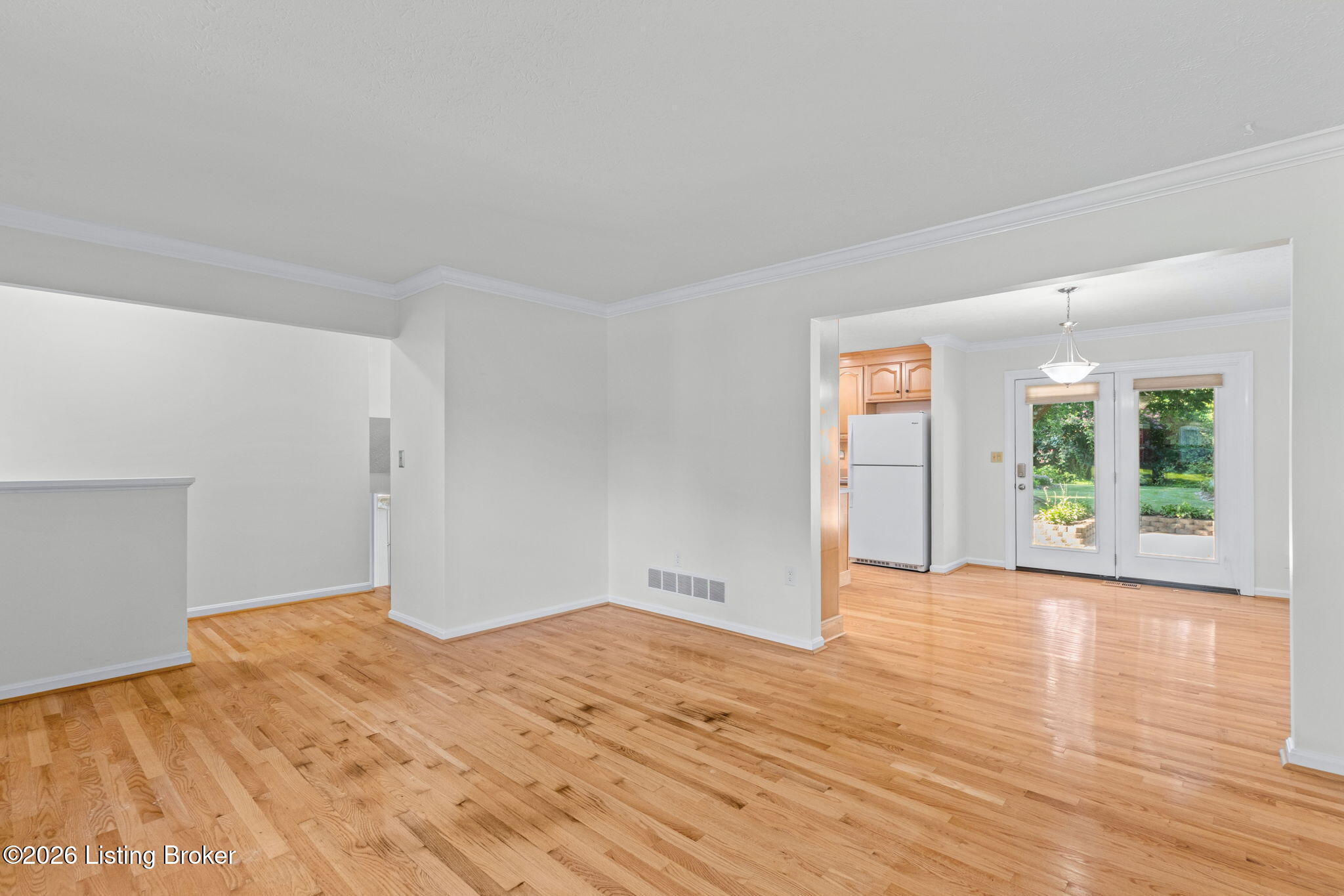 808 Foxwood Ave Property Photo 13