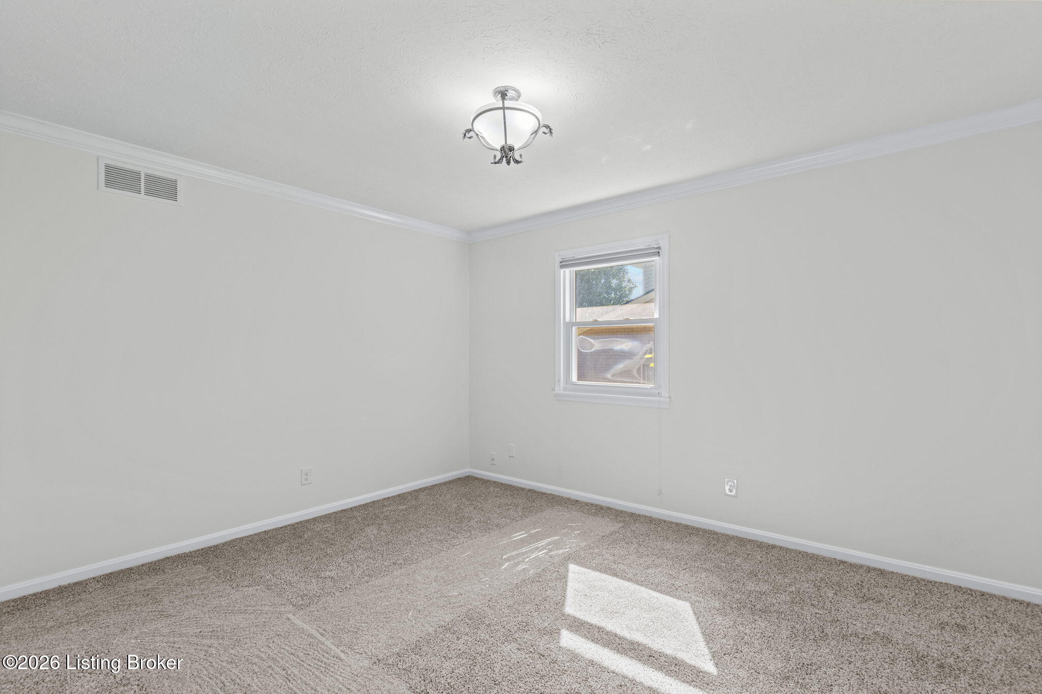 808 Foxwood Ave Property Photo 37