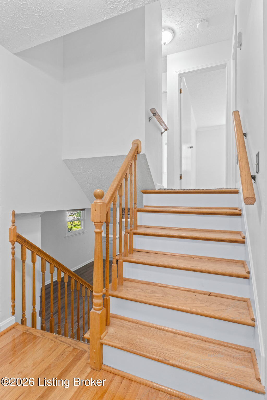 808 Foxwood Ave Property Photo 42