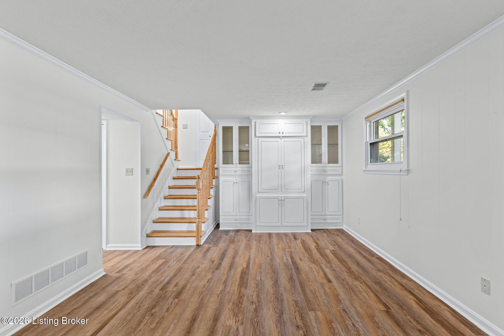 808 Foxwood Ave Property Photo 45