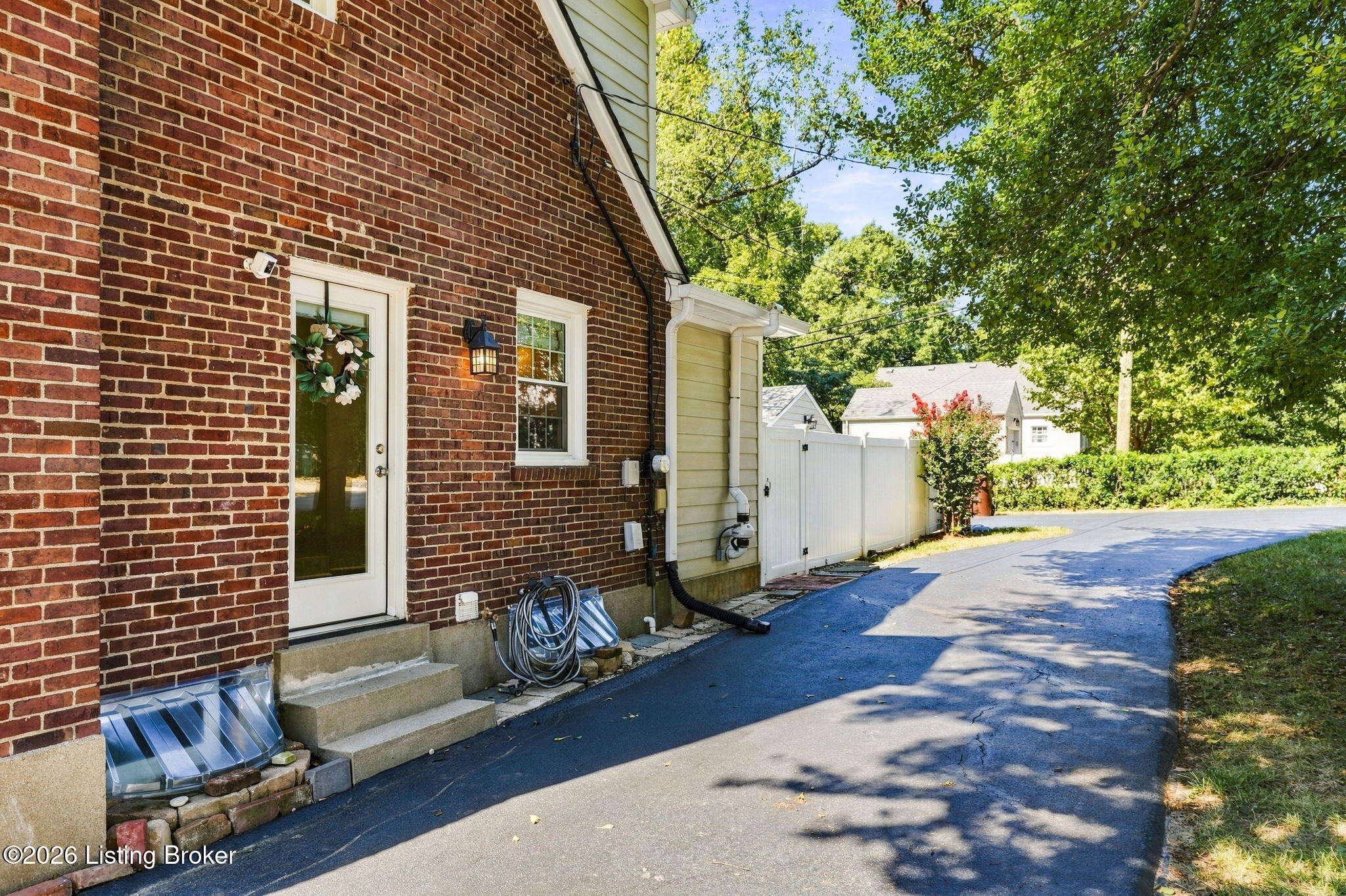 3915 Alton Rd Property Photo 4