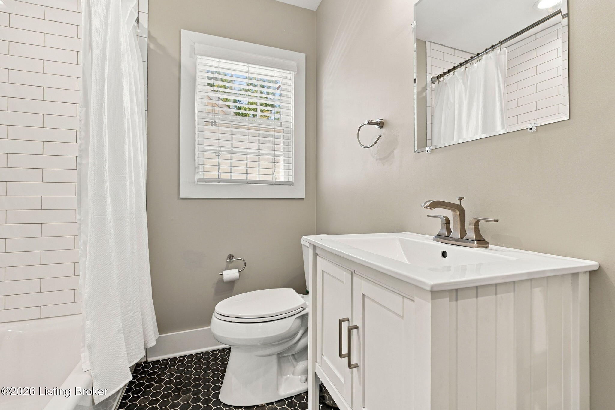 3915 Alton Rd Property Photo 24