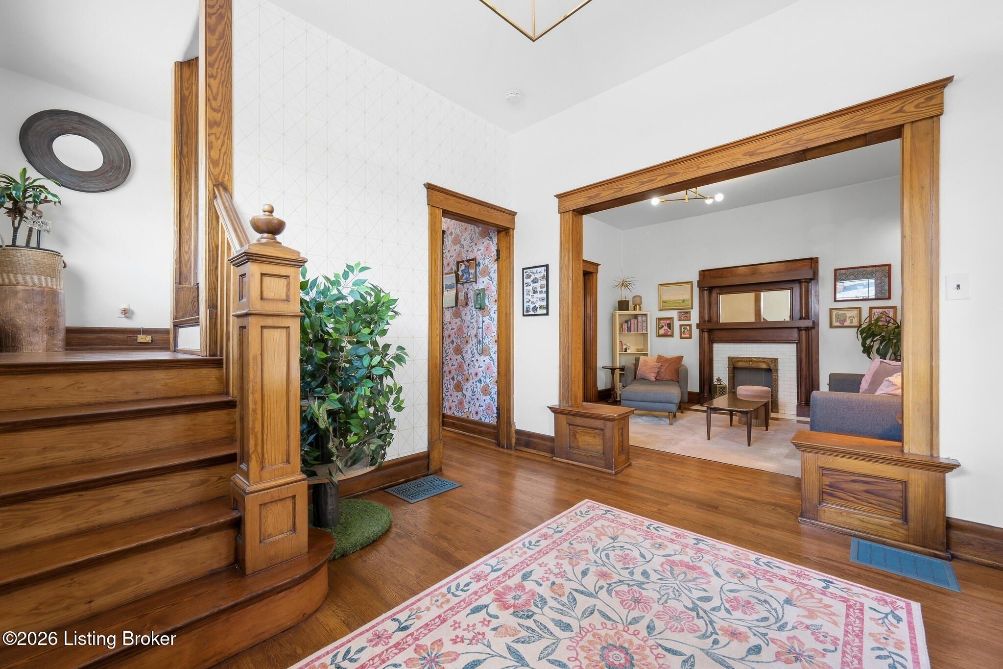 1844 Sherwood Ave Property Photo 8