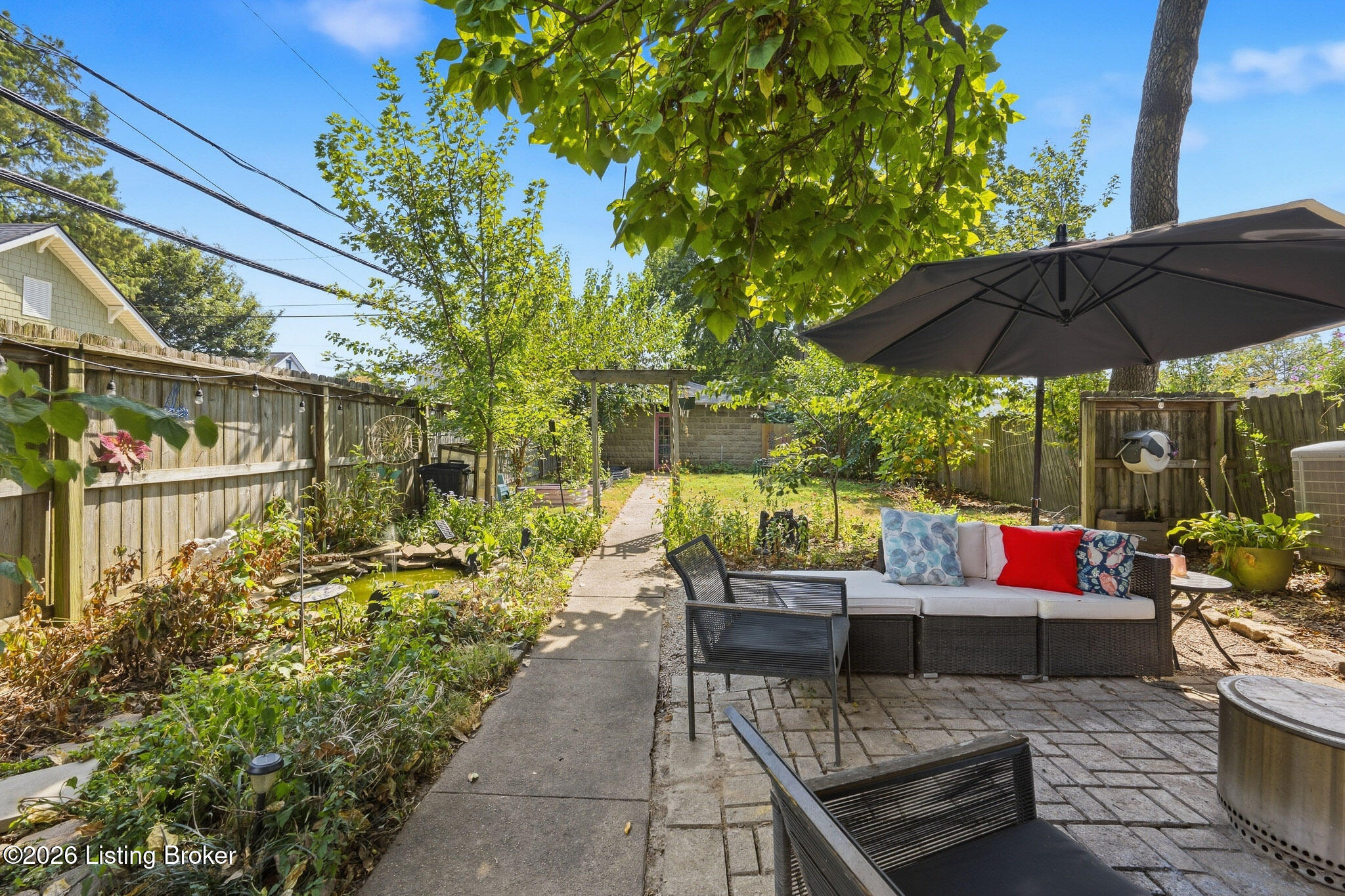 1844 Sherwood Ave Property Photo 19