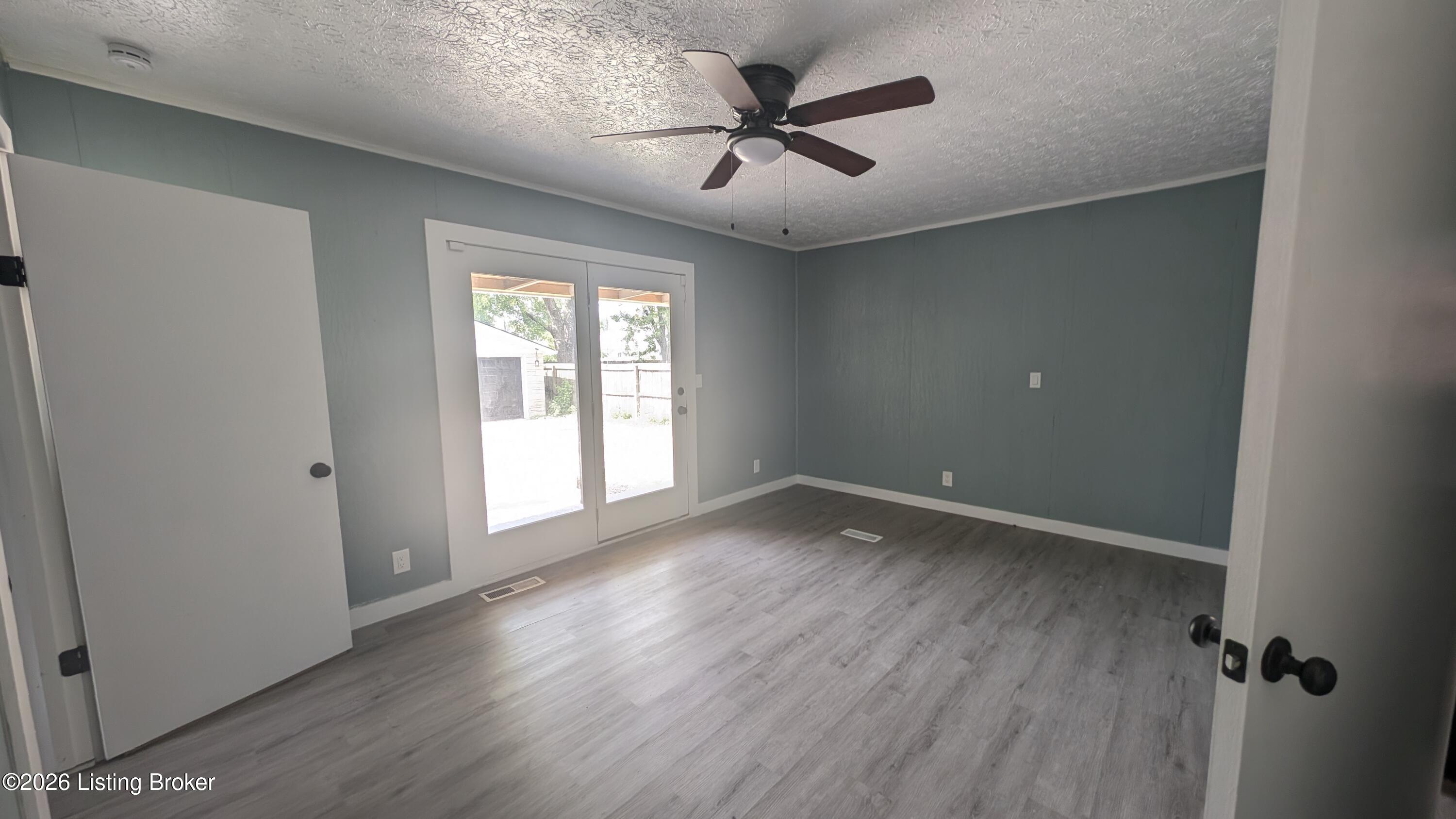 6006 Catheen Way Property Photo 18