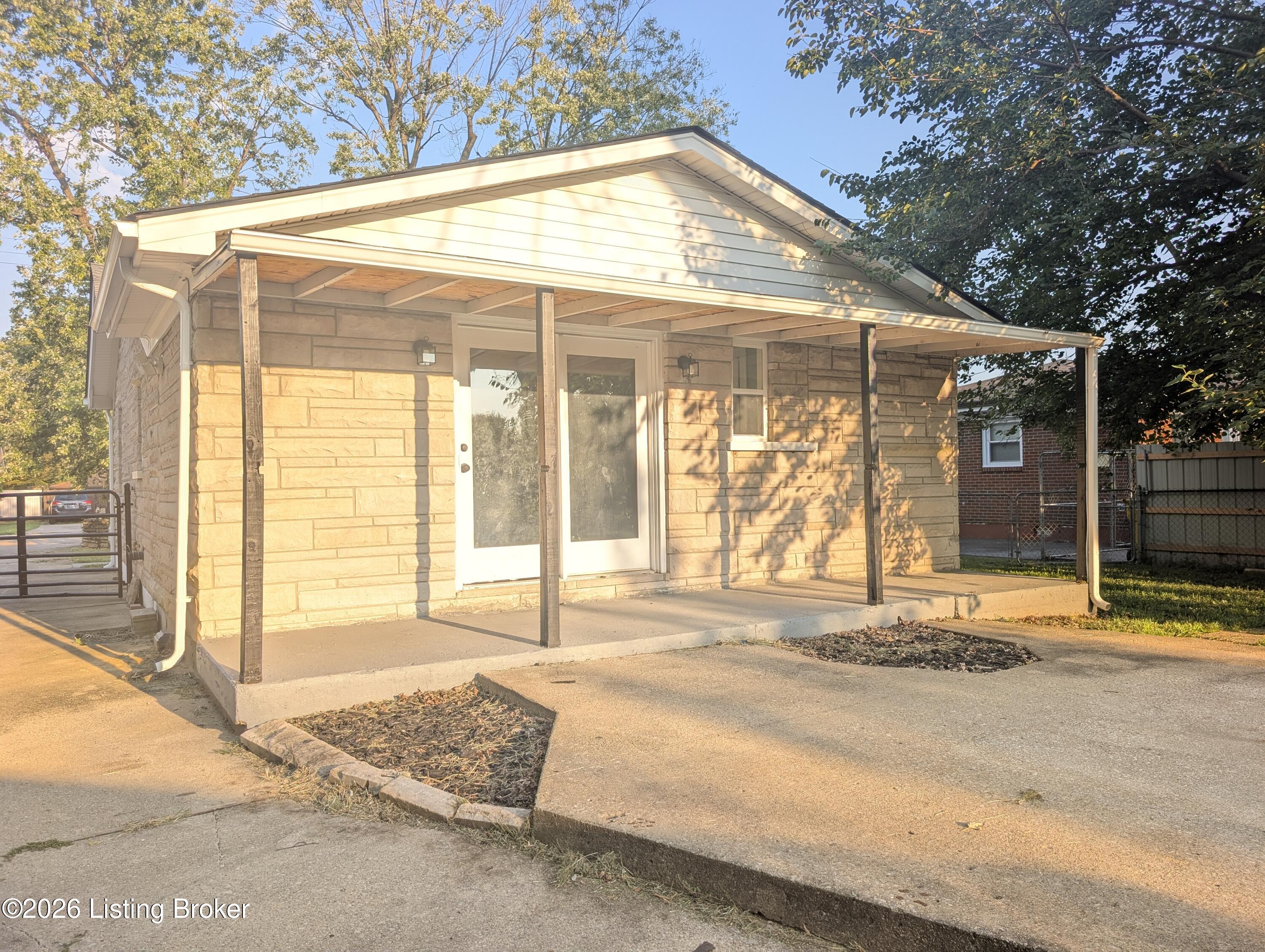 6006 Catheen Way Property Photo 21