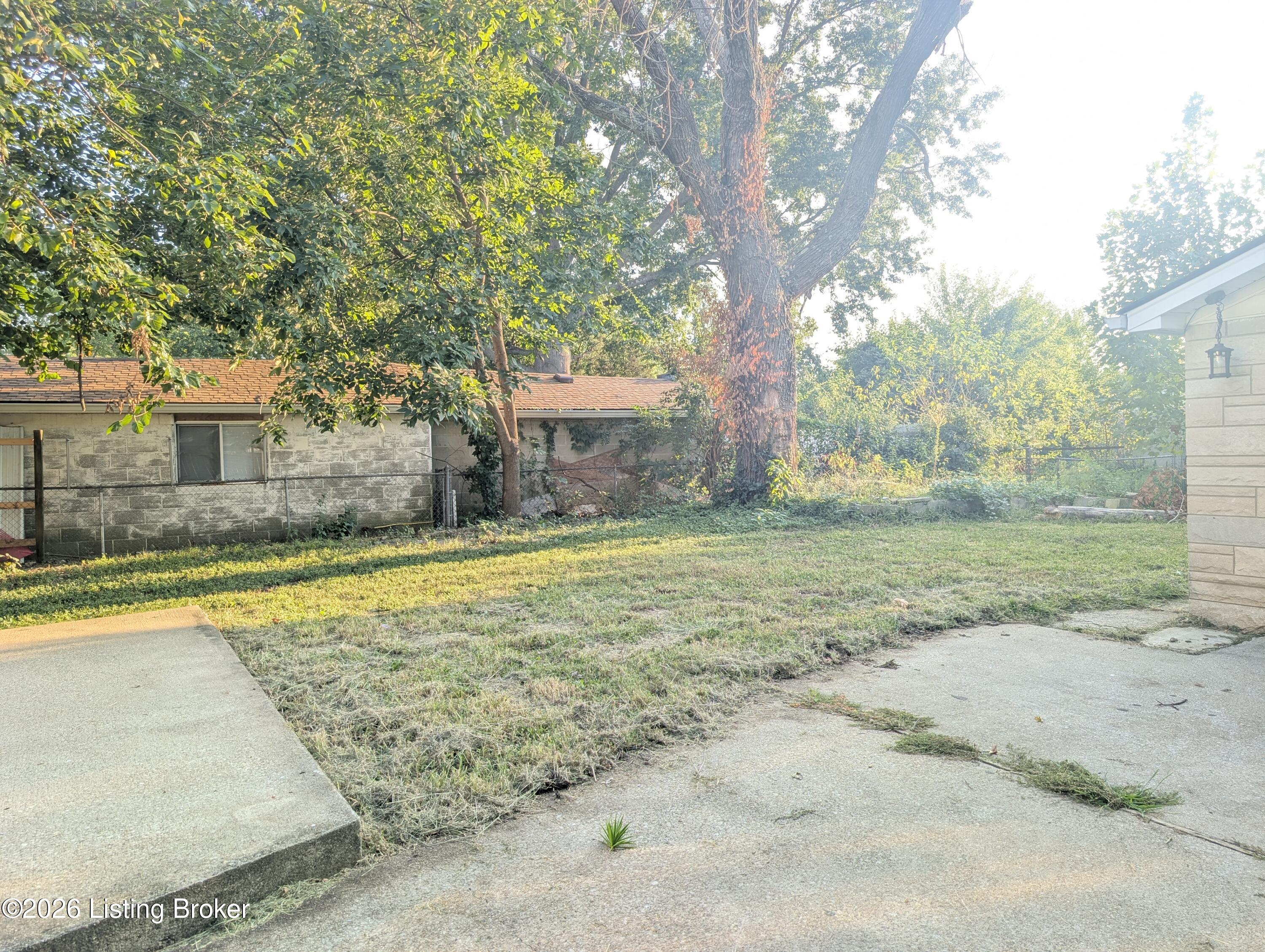 6006 Catheen Way Property Photo 24