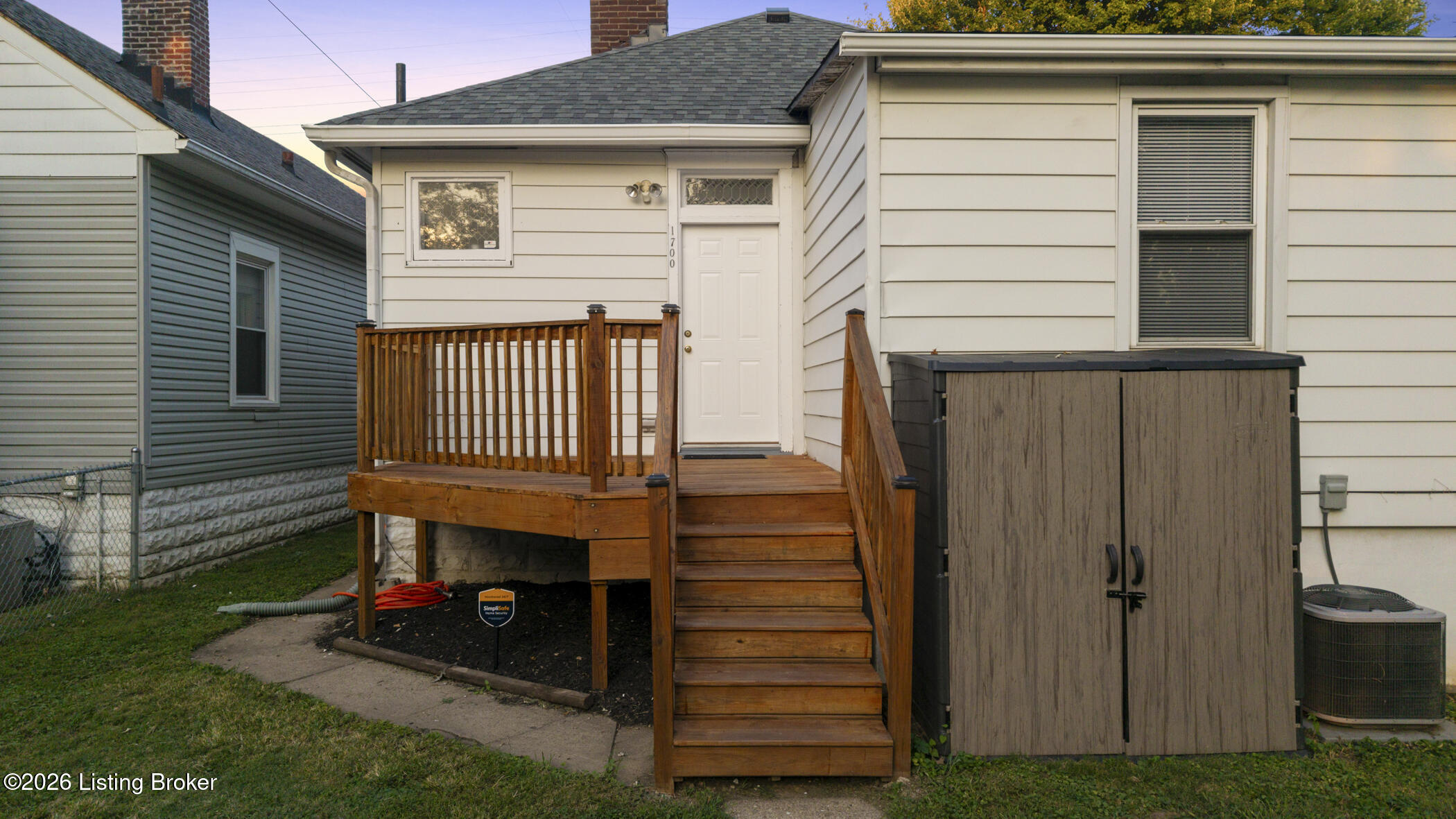 1700 S Preston St Property Photo 6