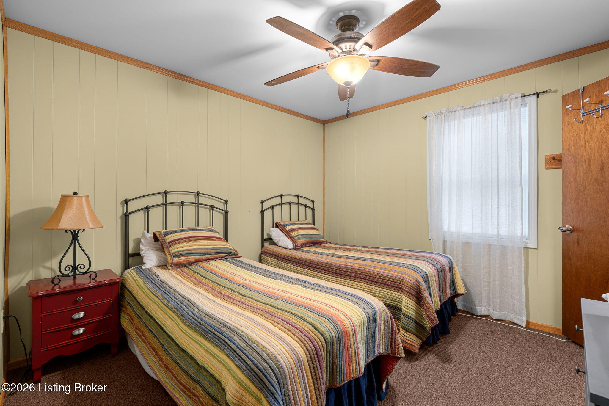 424 N Lakeside Ln Property Photo 25